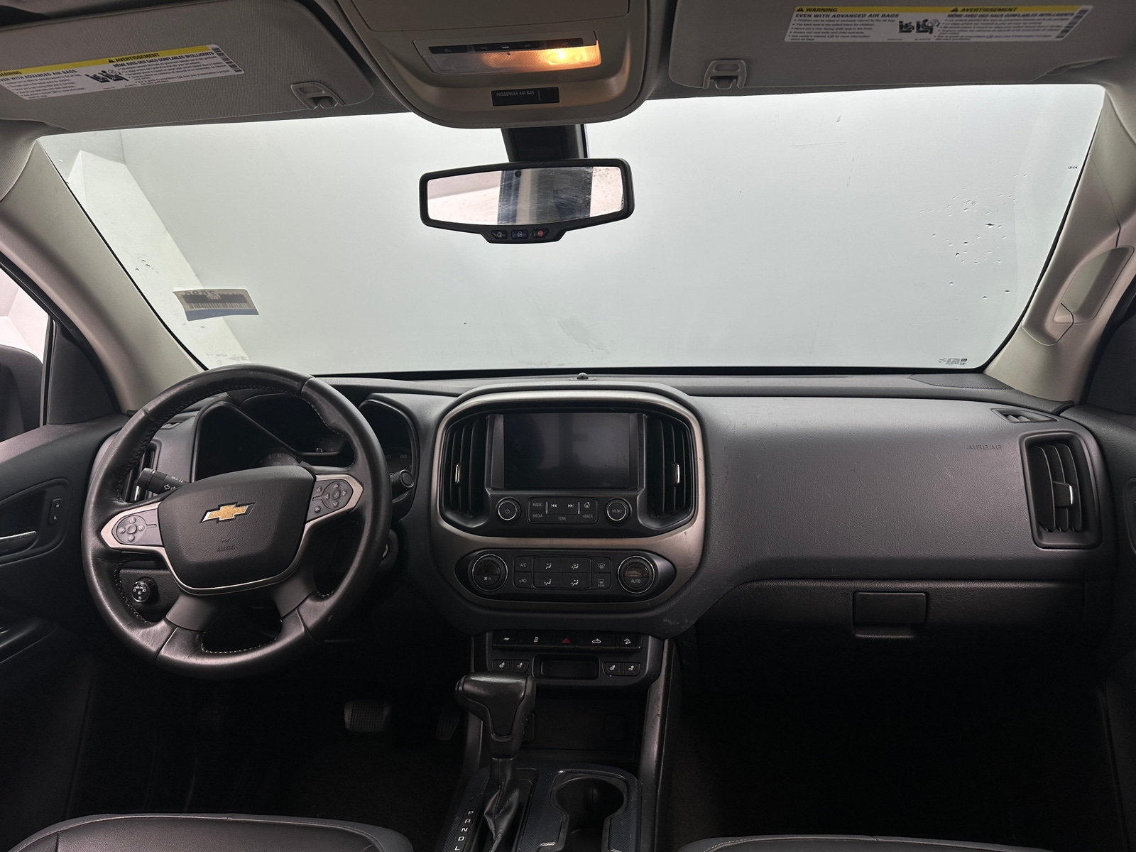 Thumbnail: 2017 Chevrolet Colorado - 3