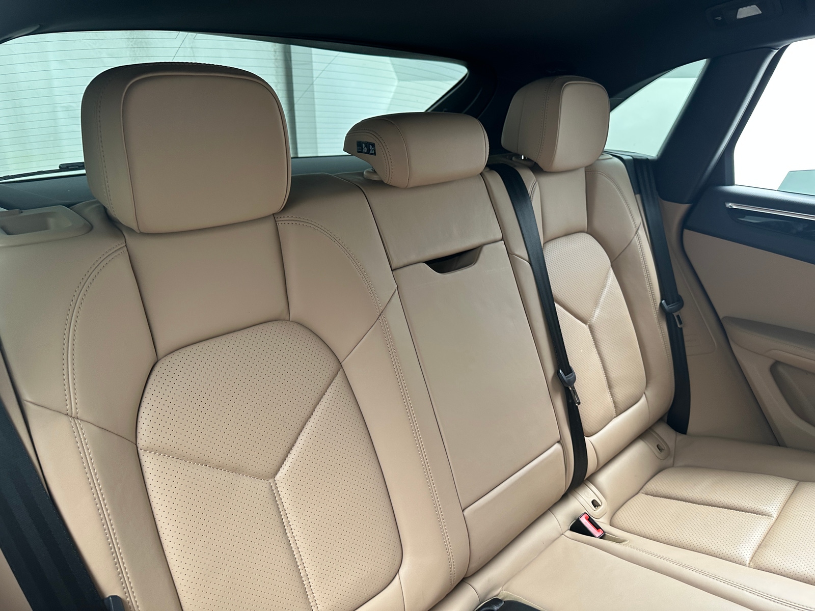 Thumbnail: 2019 Porsche Macan - 5