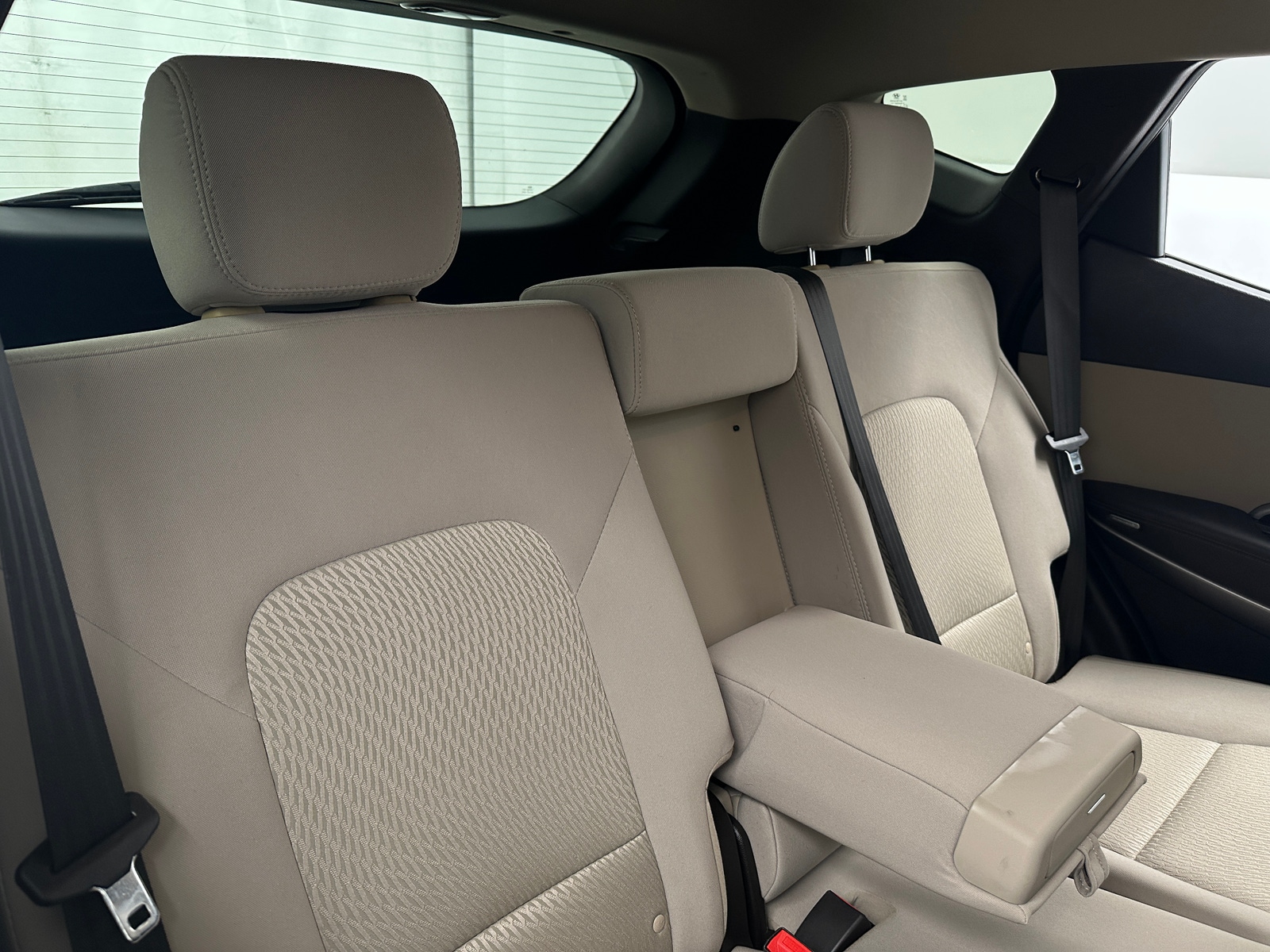 Thumbnail: 2016 Hyundai Santa Fe - 6