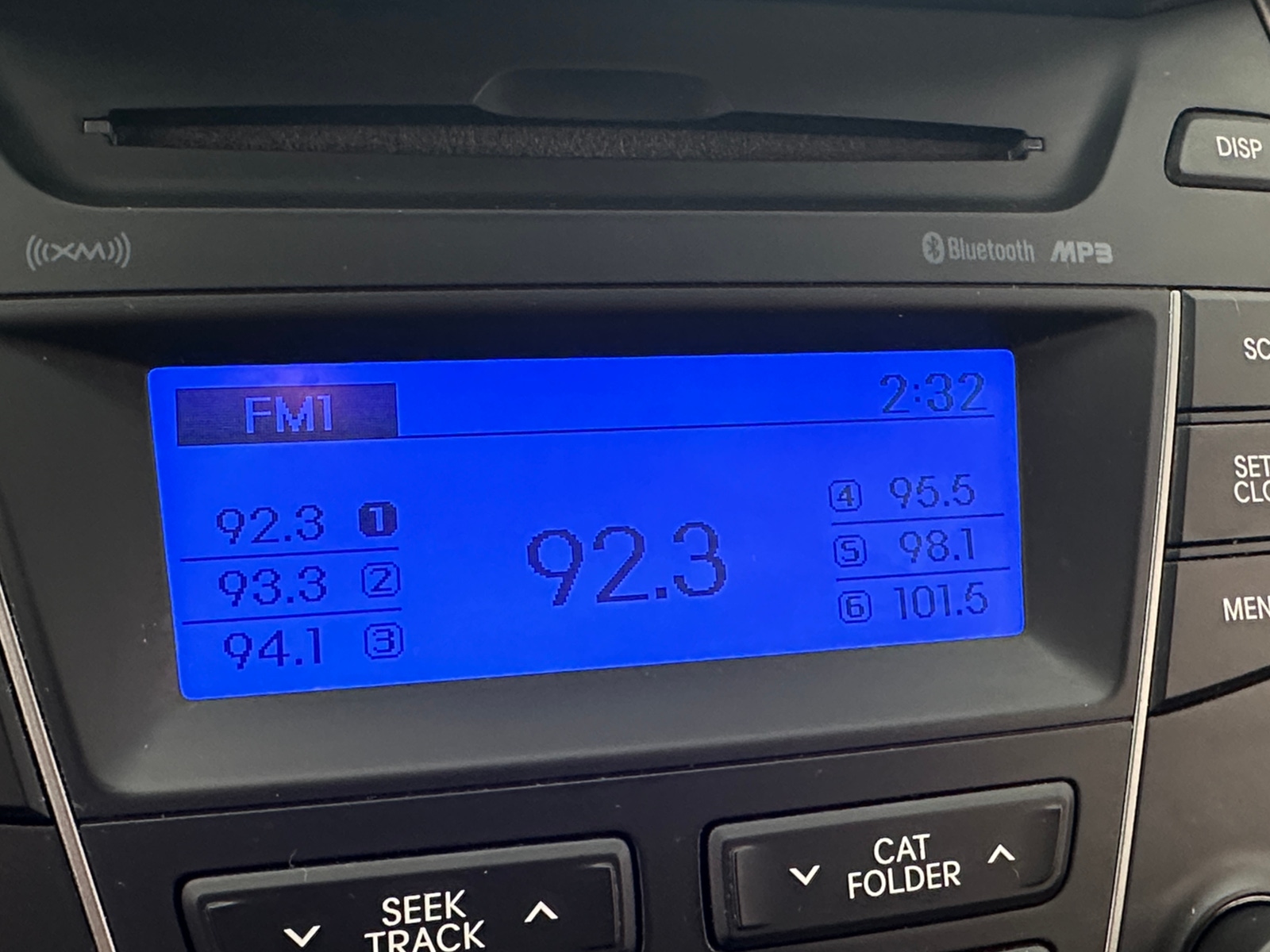 Thumbnail: 2016 Hyundai Santa Fe - 4