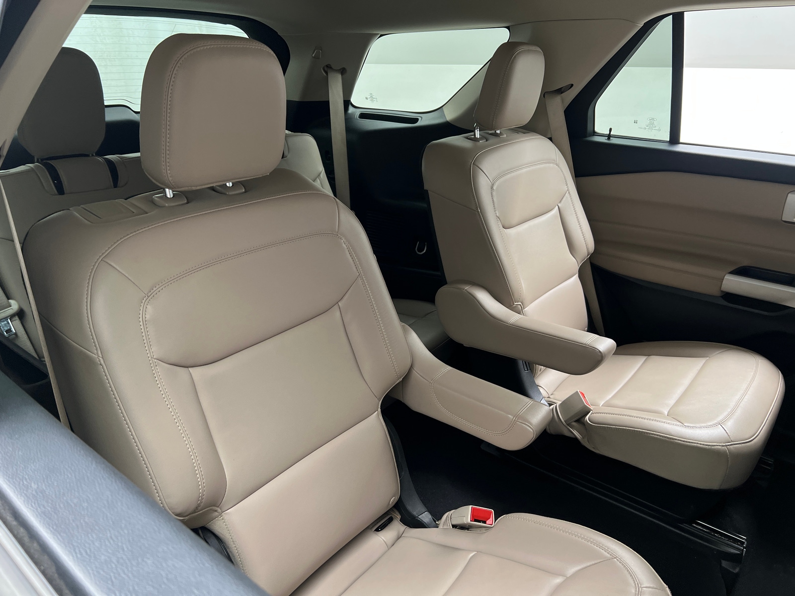 Thumbnail: 2023 Ford Explorer - 5