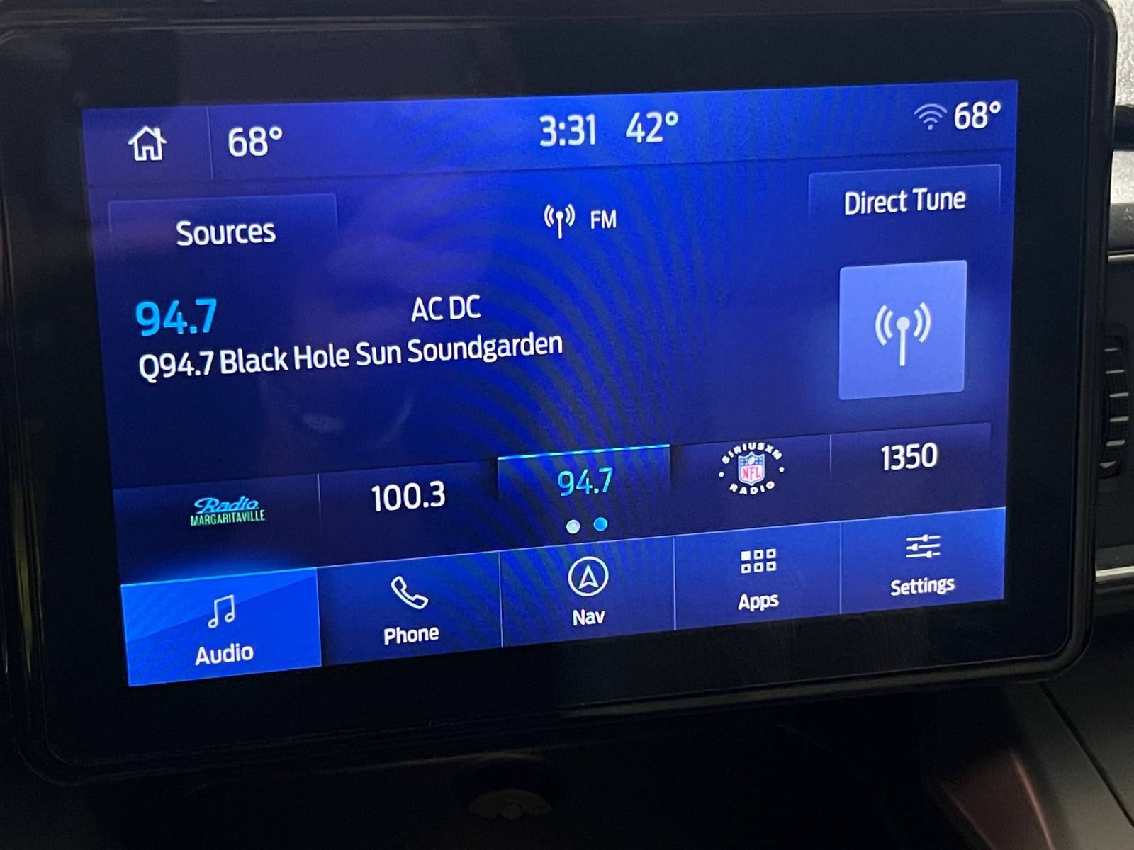 Thumbnail: 2023 Ford Explorer - 3