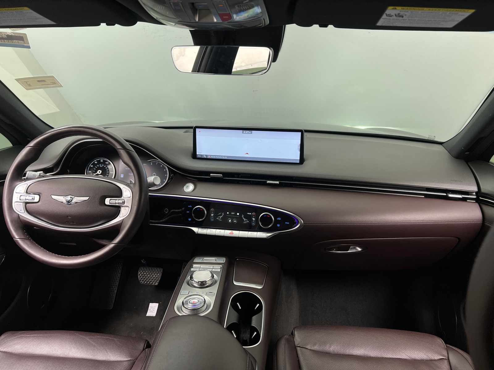 Thumbnail: 2022 Genesis GV70 - 2