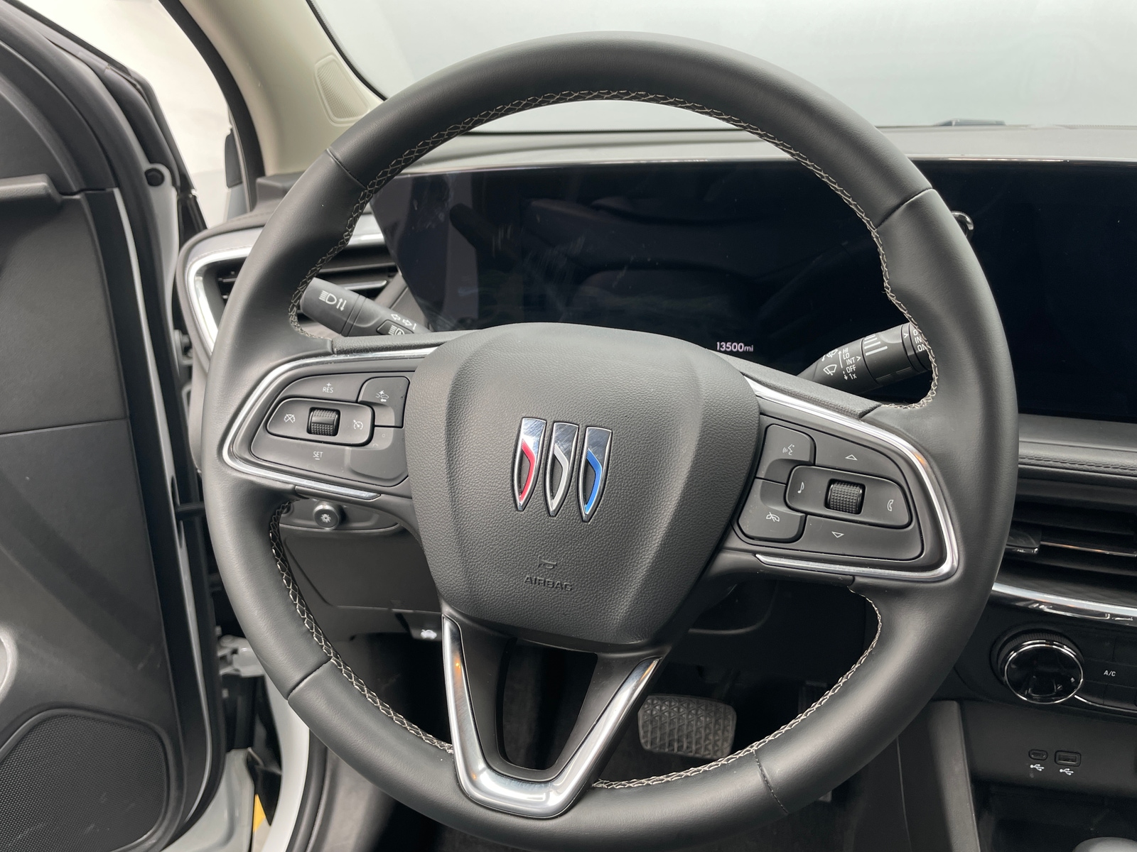 Thumbnail: 2025 Buick Encore GX - 5