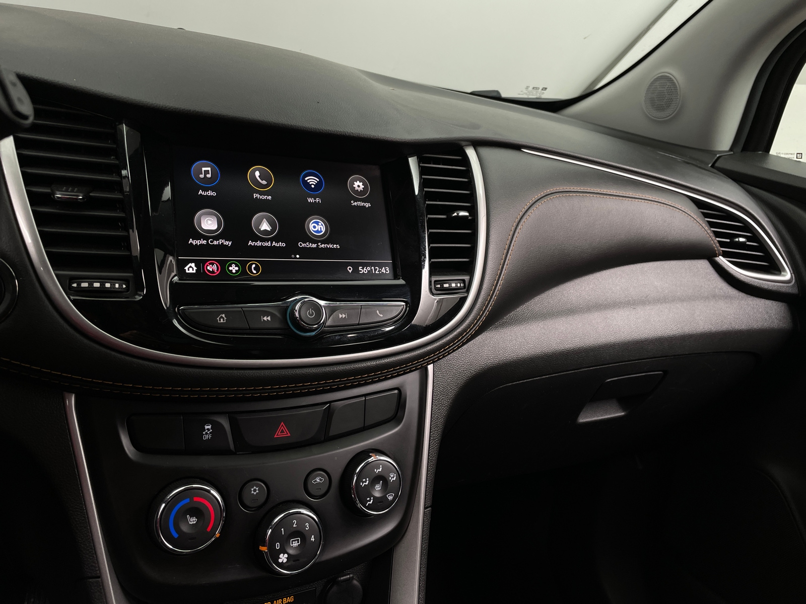 Thumbnail: 2021 Chevrolet Trax - 3