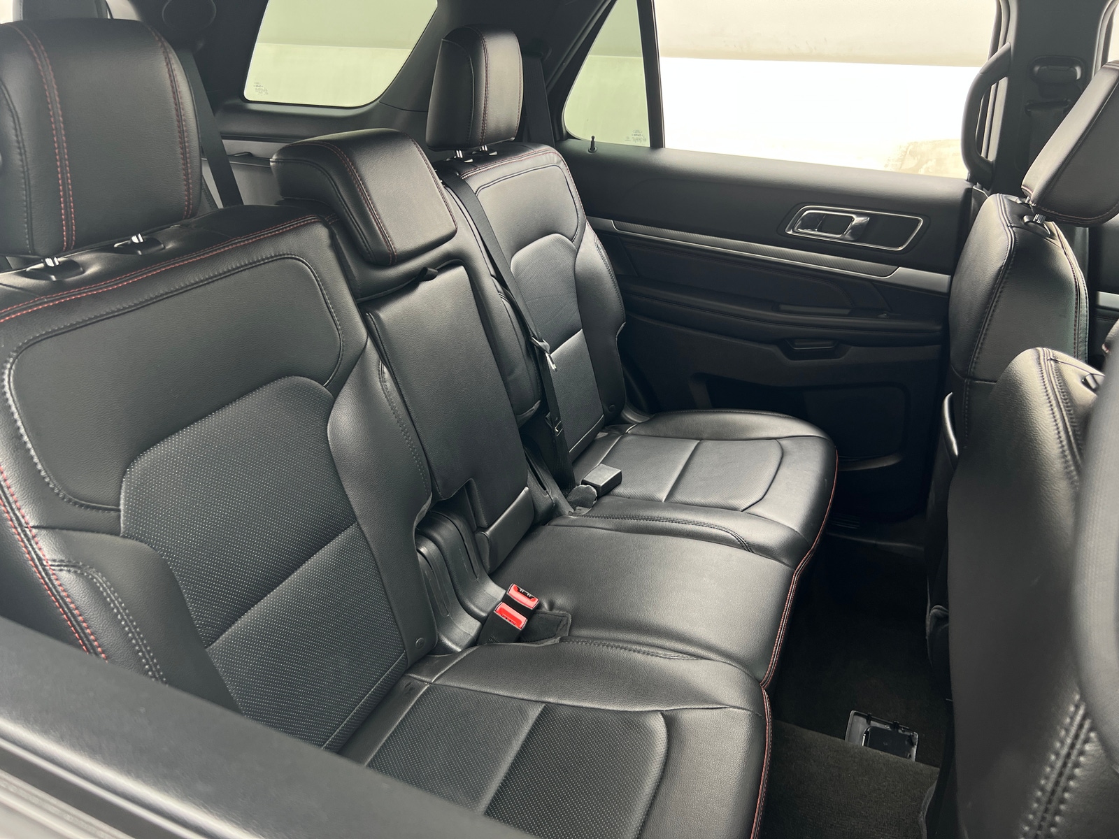 Thumbnail: 2018 Ford Explorer - 5