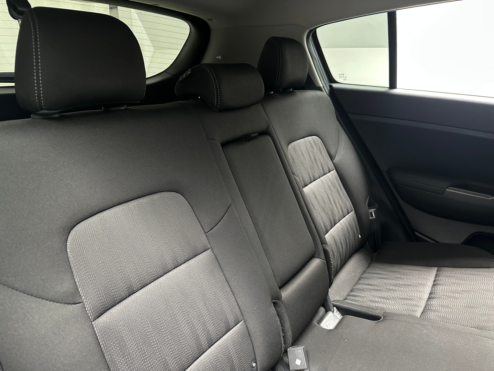 Thumbnail: 2022 Kia Sportage - 6