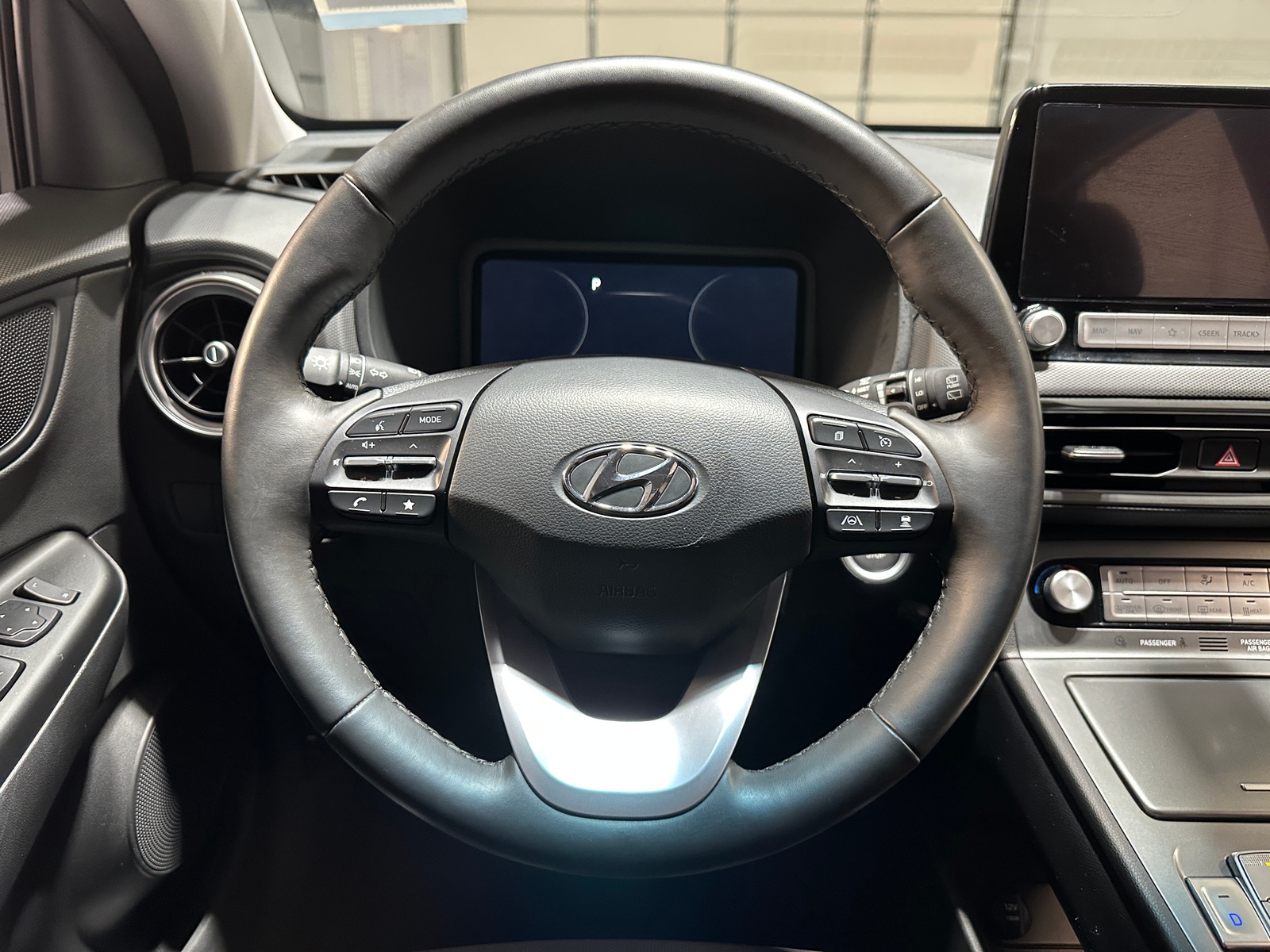 Thumbnail: 2023 Hyundai Kona - 4