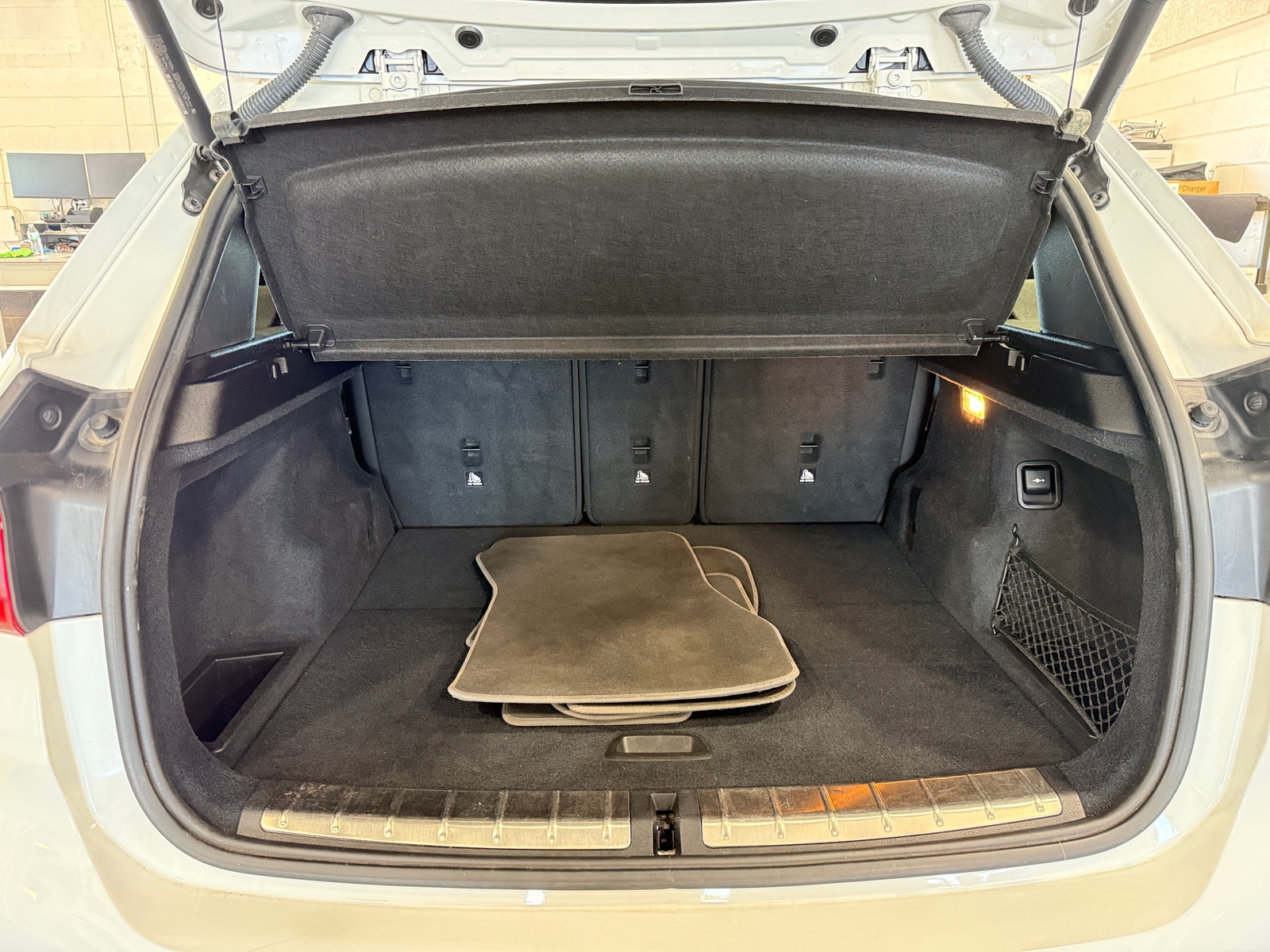 Thumbnail: 2020 BMW X1 - 6