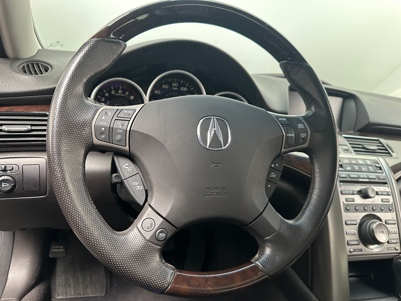 Thumbnail: 2011 Acura RL - 4