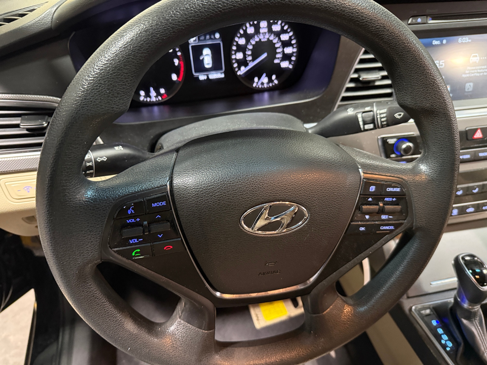 Thumbnail: 2017 Hyundai Sonata - 5