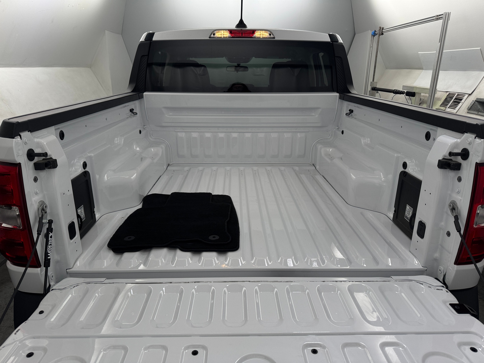 Thumbnail: 2025 Ford Maverick - 7