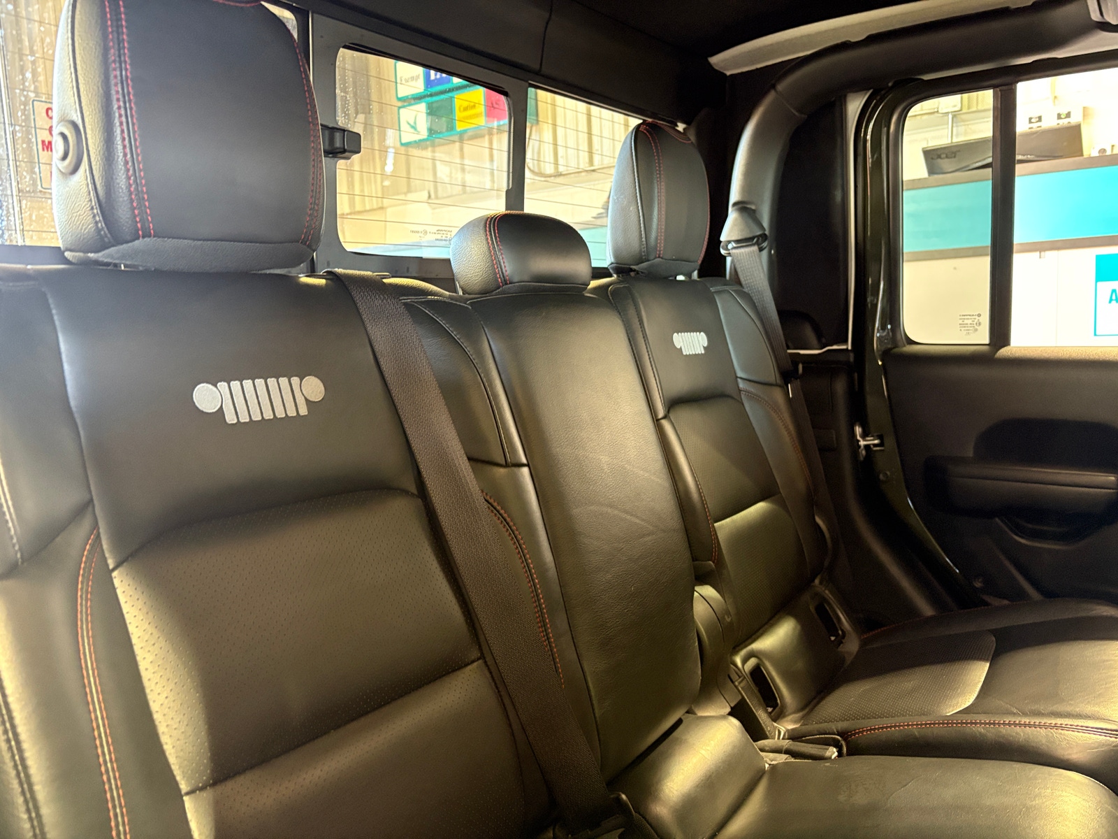 Thumbnail: 2021 Jeep Gladiator - 6