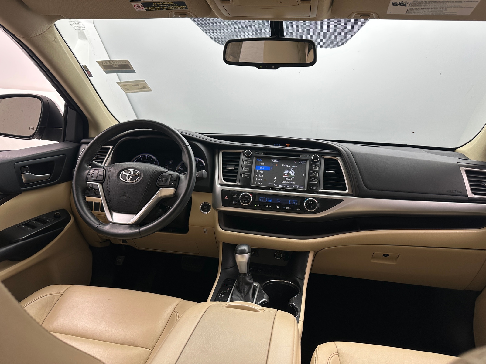 Thumbnail: 2016 Toyota Highlander - 2