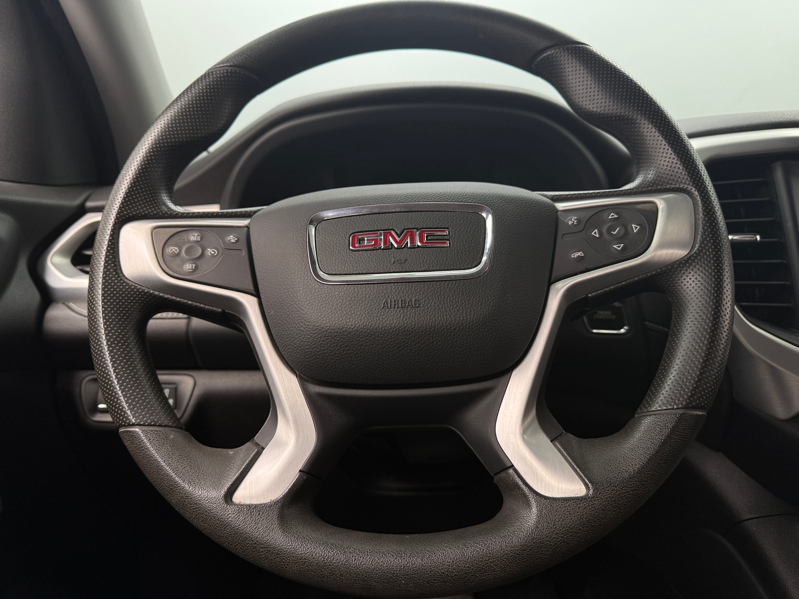 Thumbnail: 2023 GMC Acadia - 5