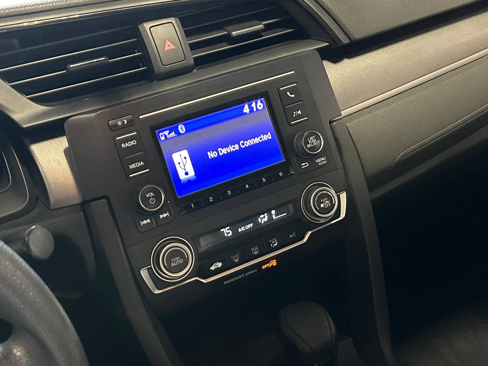 Thumbnail: 2016 Honda Civic - 4