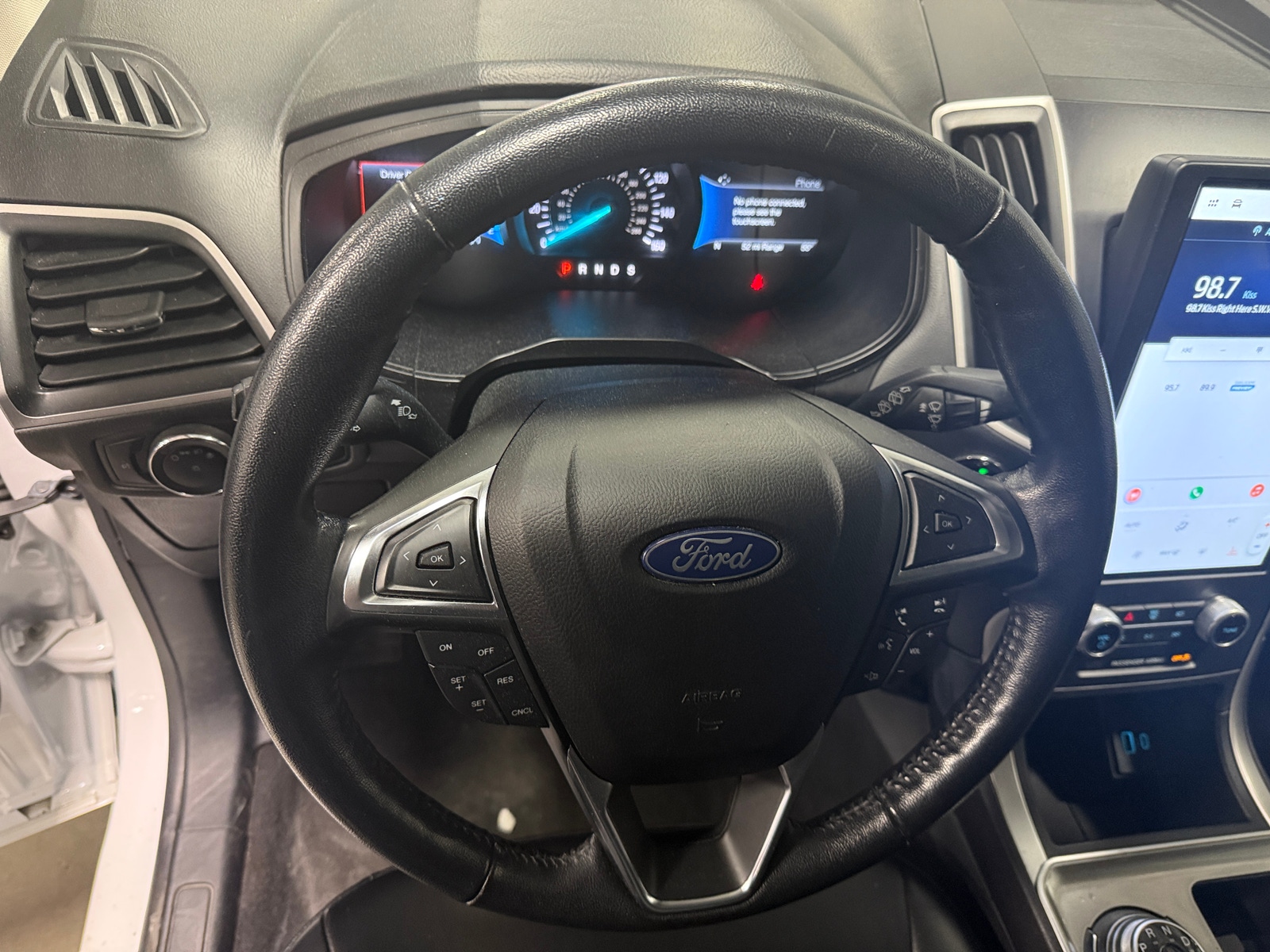 Thumbnail: 2023 Ford Edge - 4