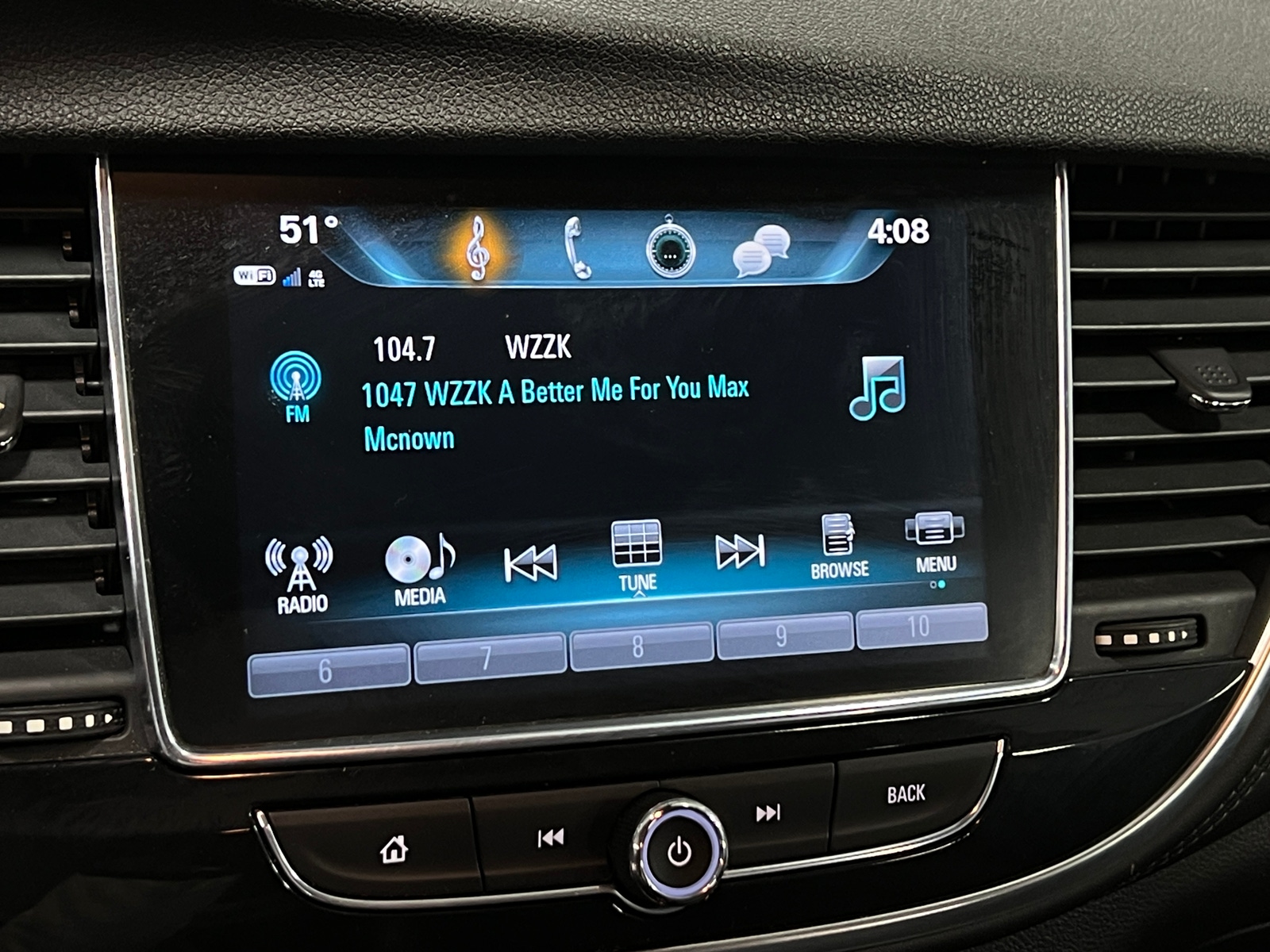 Thumbnail: 2018 Buick Encore - 3