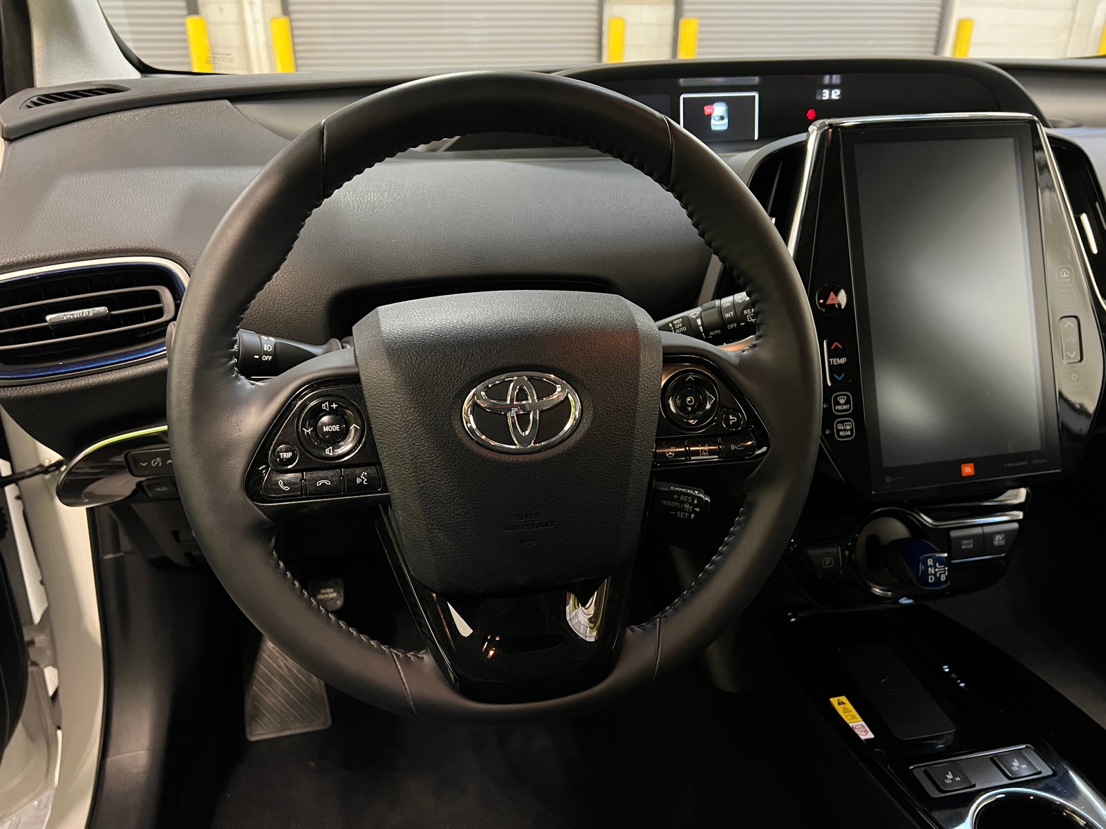 Thumbnail: 2022 Toyota Prius - 4