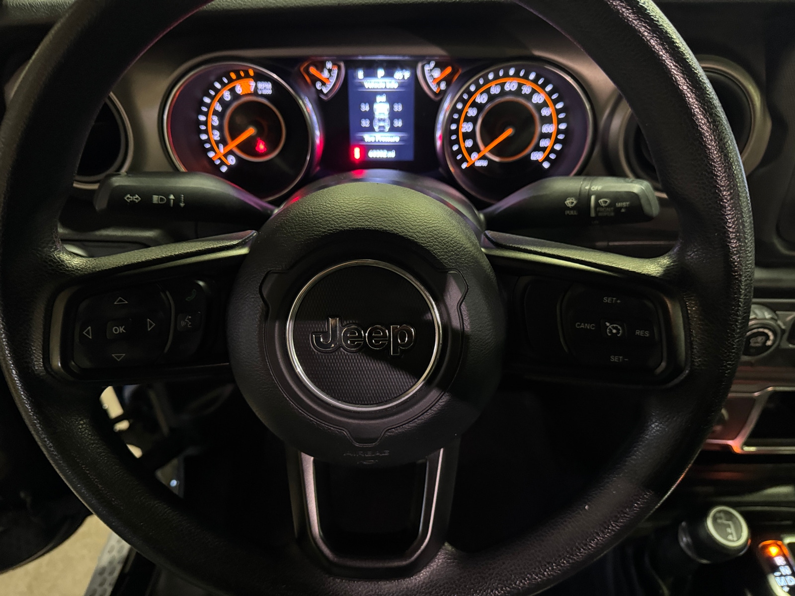 Thumbnail: 2019 Jeep Wrangler - 5