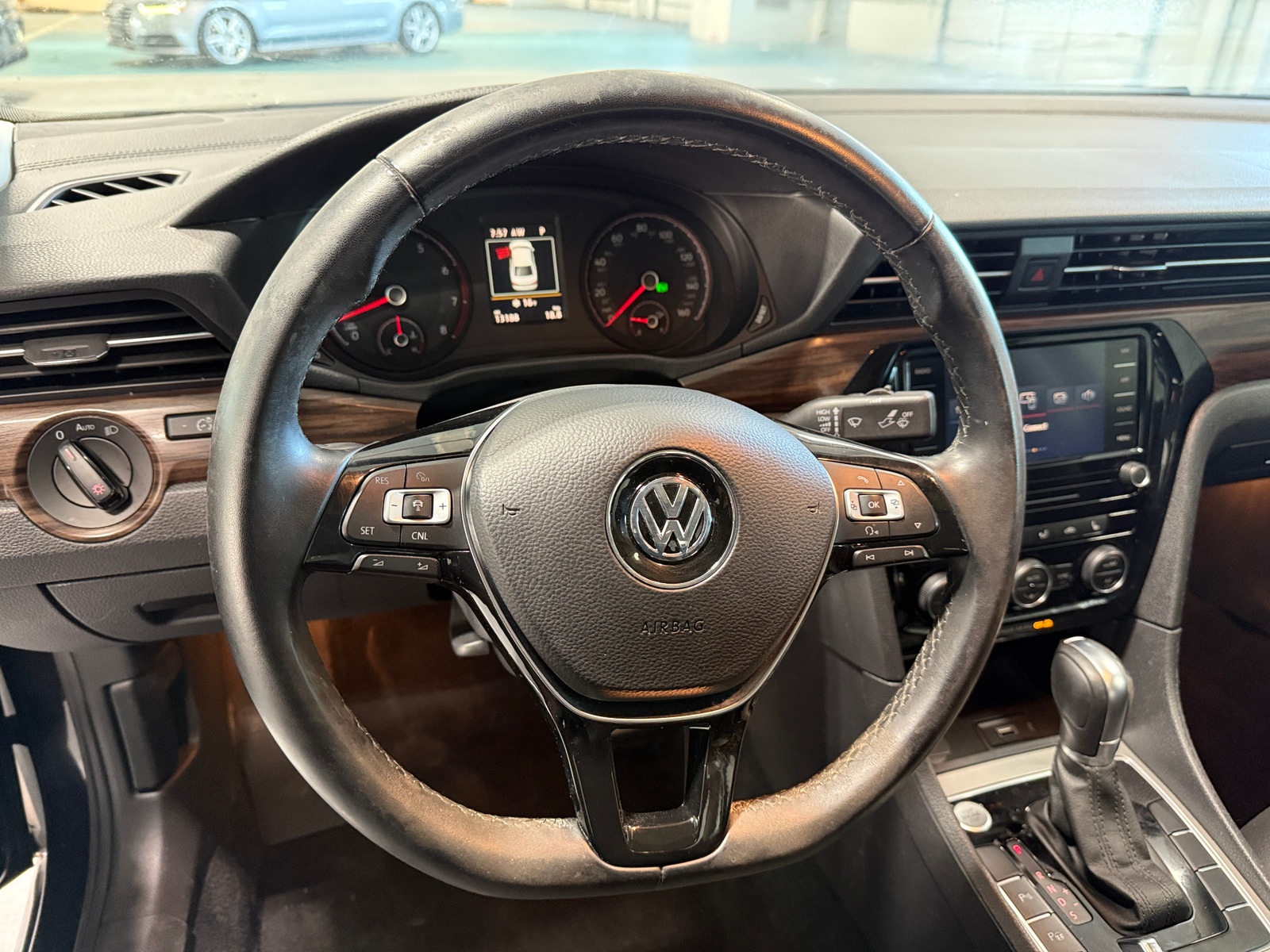 Thumbnail: 2020 Volkswagen Passat - 4