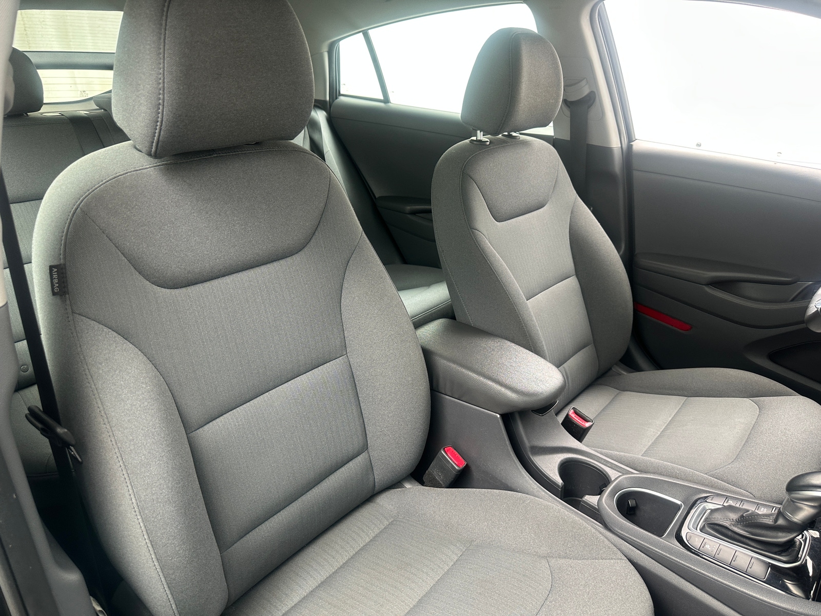 Thumbnail: 2020 Hyundai Ioniq - 2