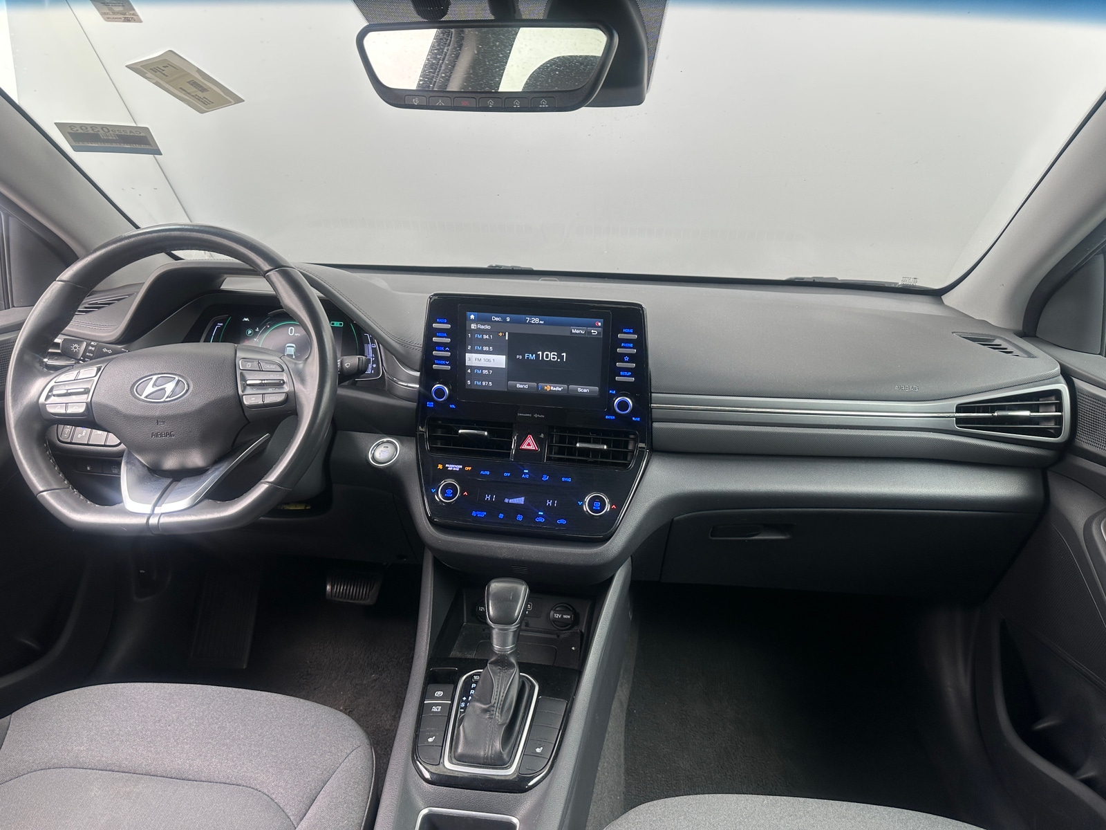 Thumbnail: 2020 Hyundai Ioniq - 3