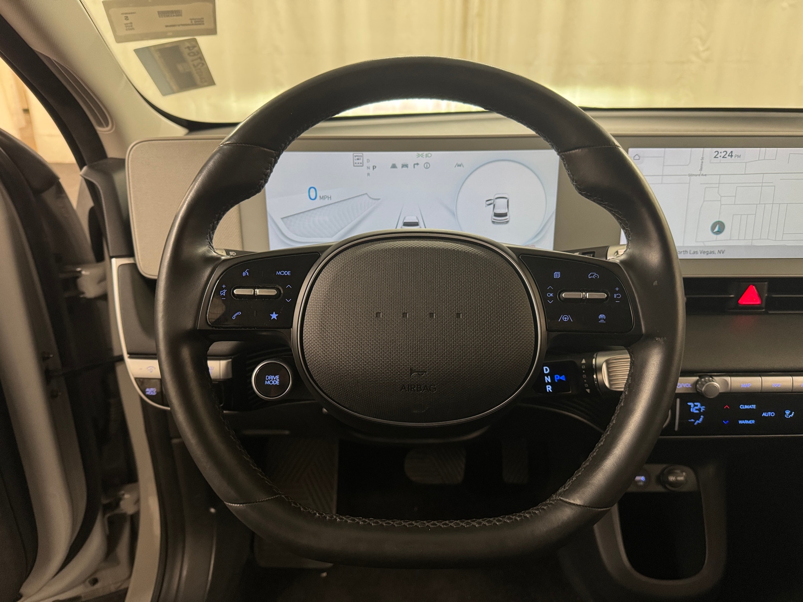 Thumbnail: 2023 Hyundai Ioniq 5 - 4