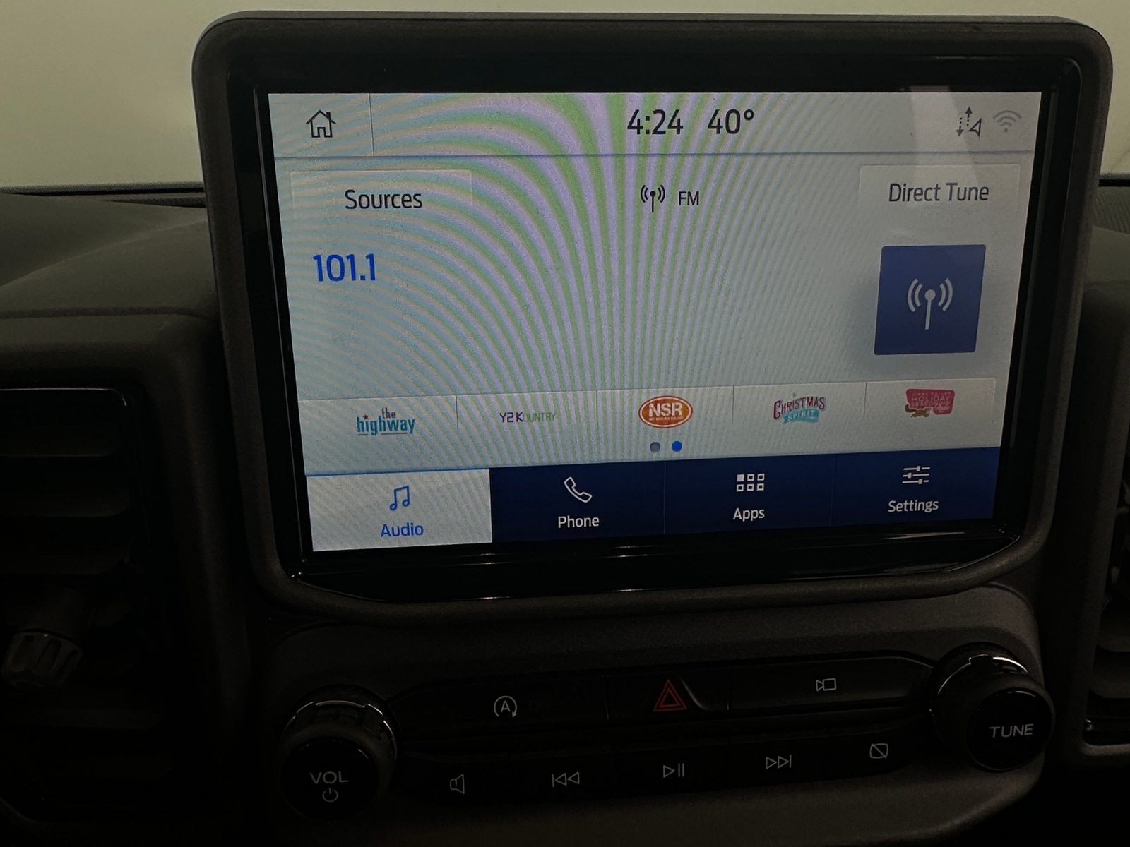 Thumbnail: 2022 Ford Bronco Sport - 3