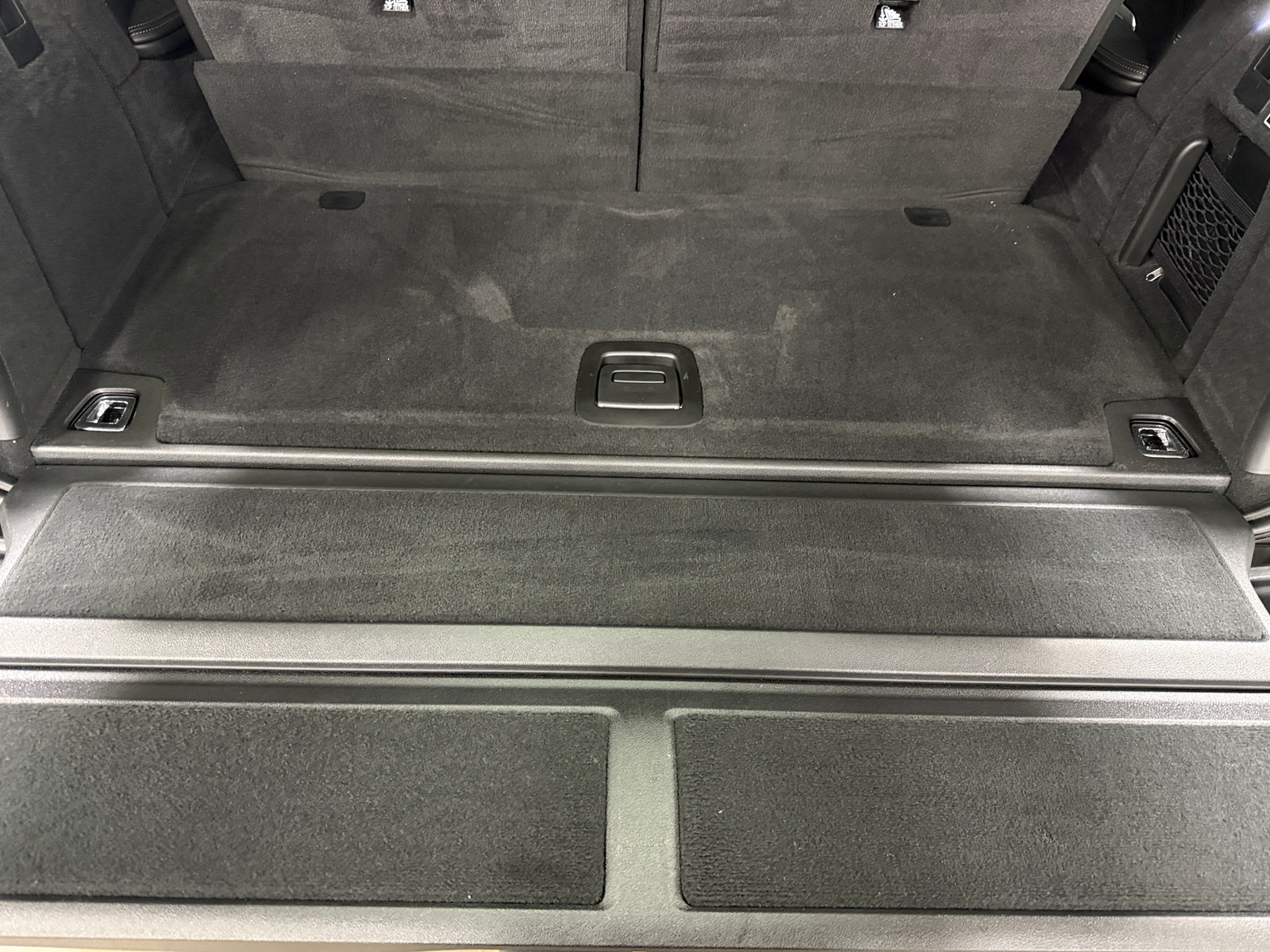 Thumbnail: 2023 BMW X7 - 6