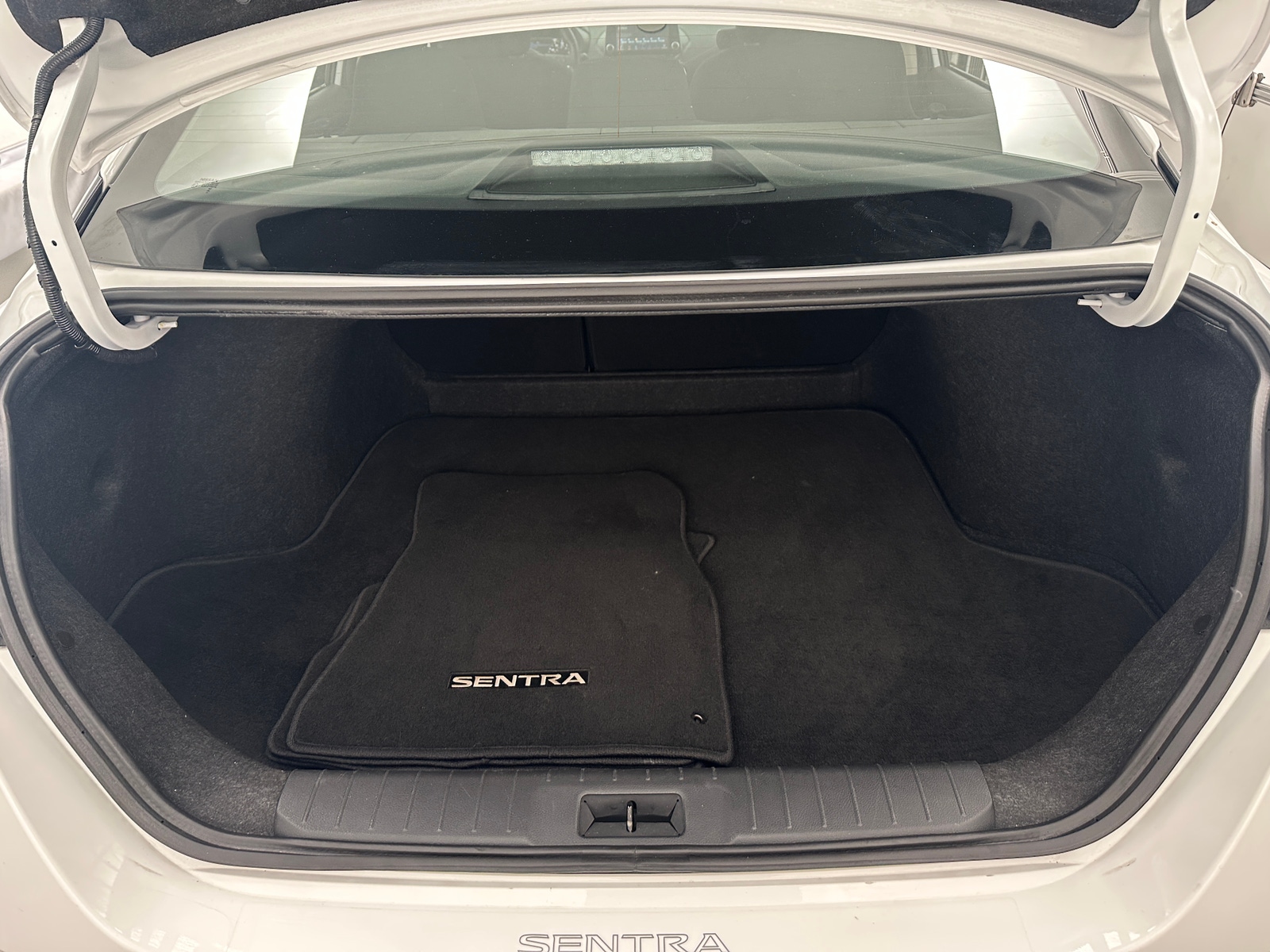 Thumbnail: 2025 Nissan Sentra - 7