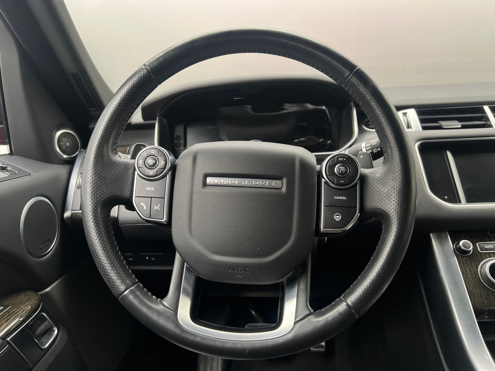 Thumbnail: 2016 Land Rover Range Rover Sport - 4