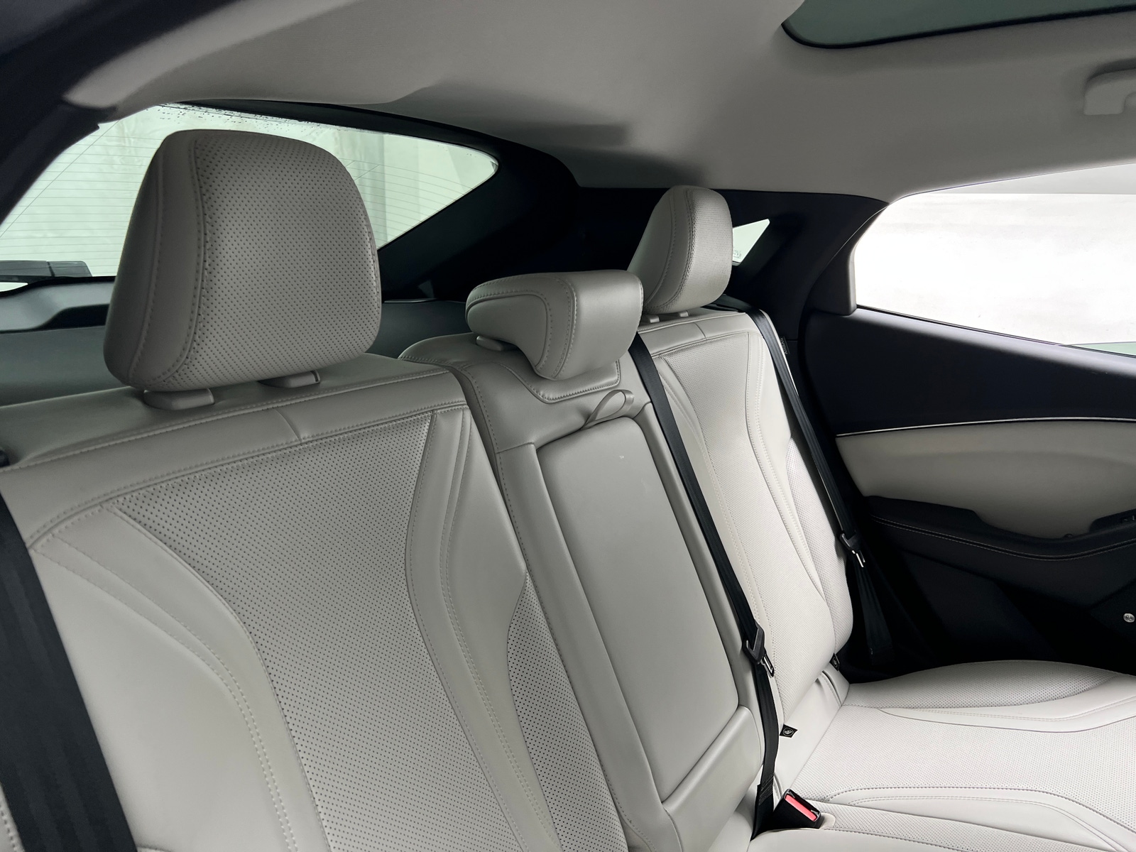 Thumbnail: 2022 Ford Mustang Mach-E - 5