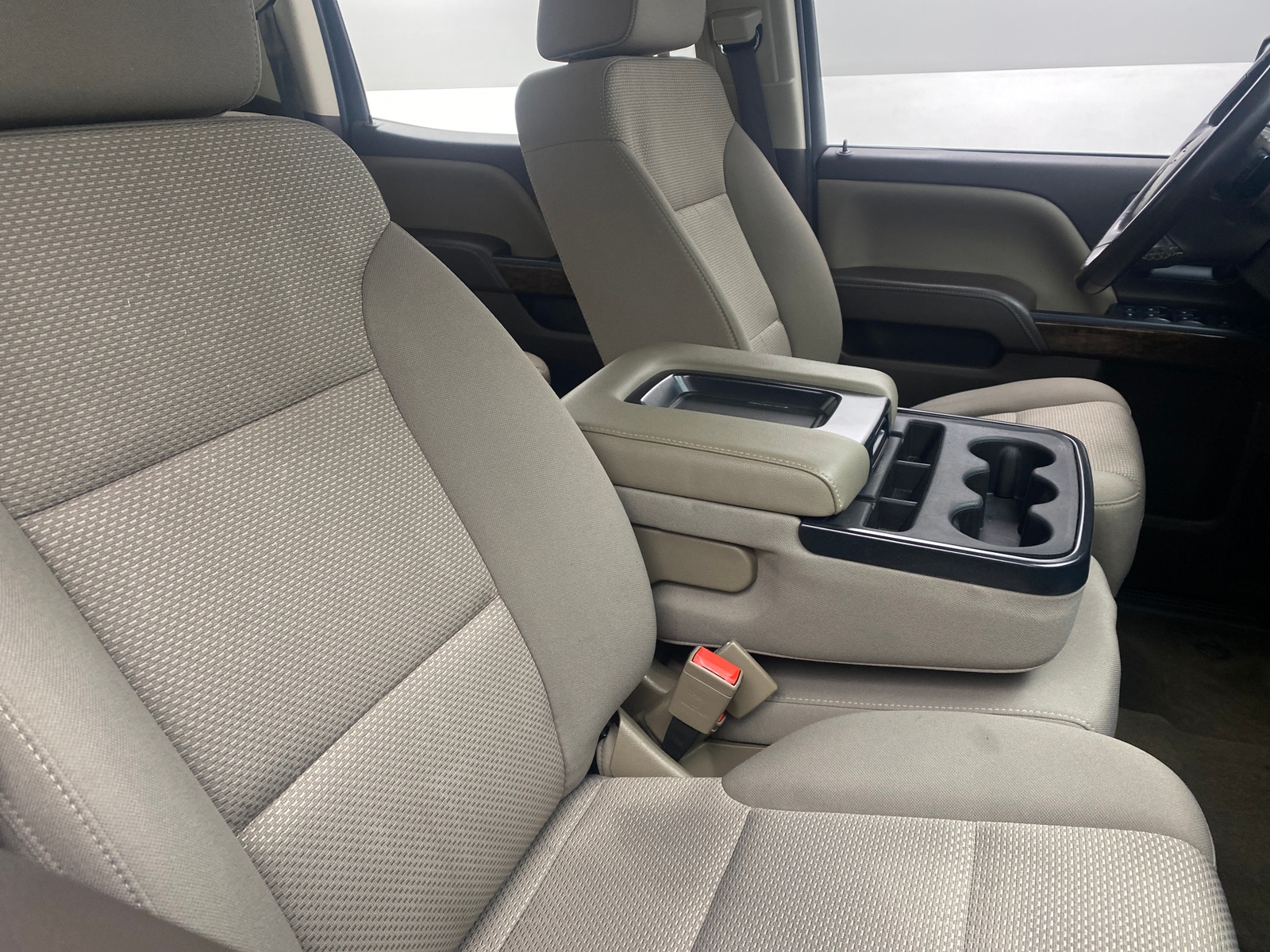 Thumbnail: 2018 Chevrolet Silverado 1500 - 2