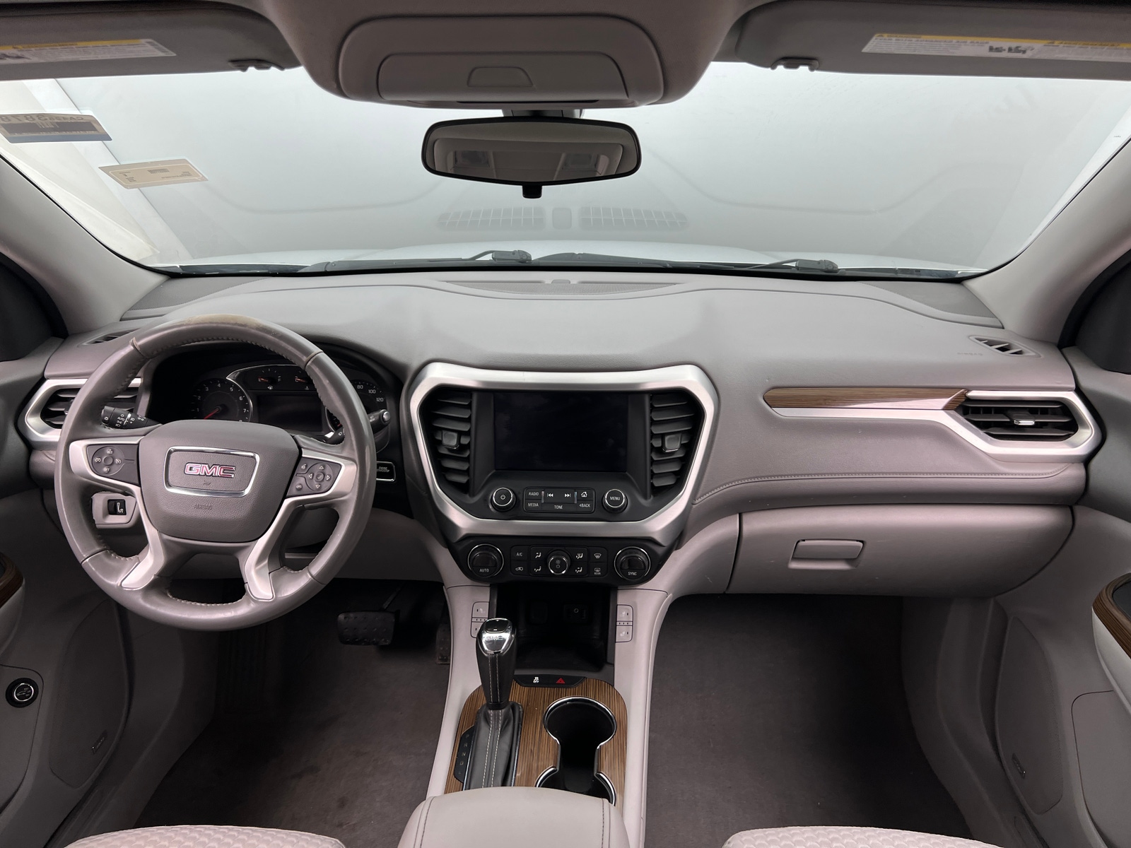 Thumbnail: 2018 GMC Acadia - 3