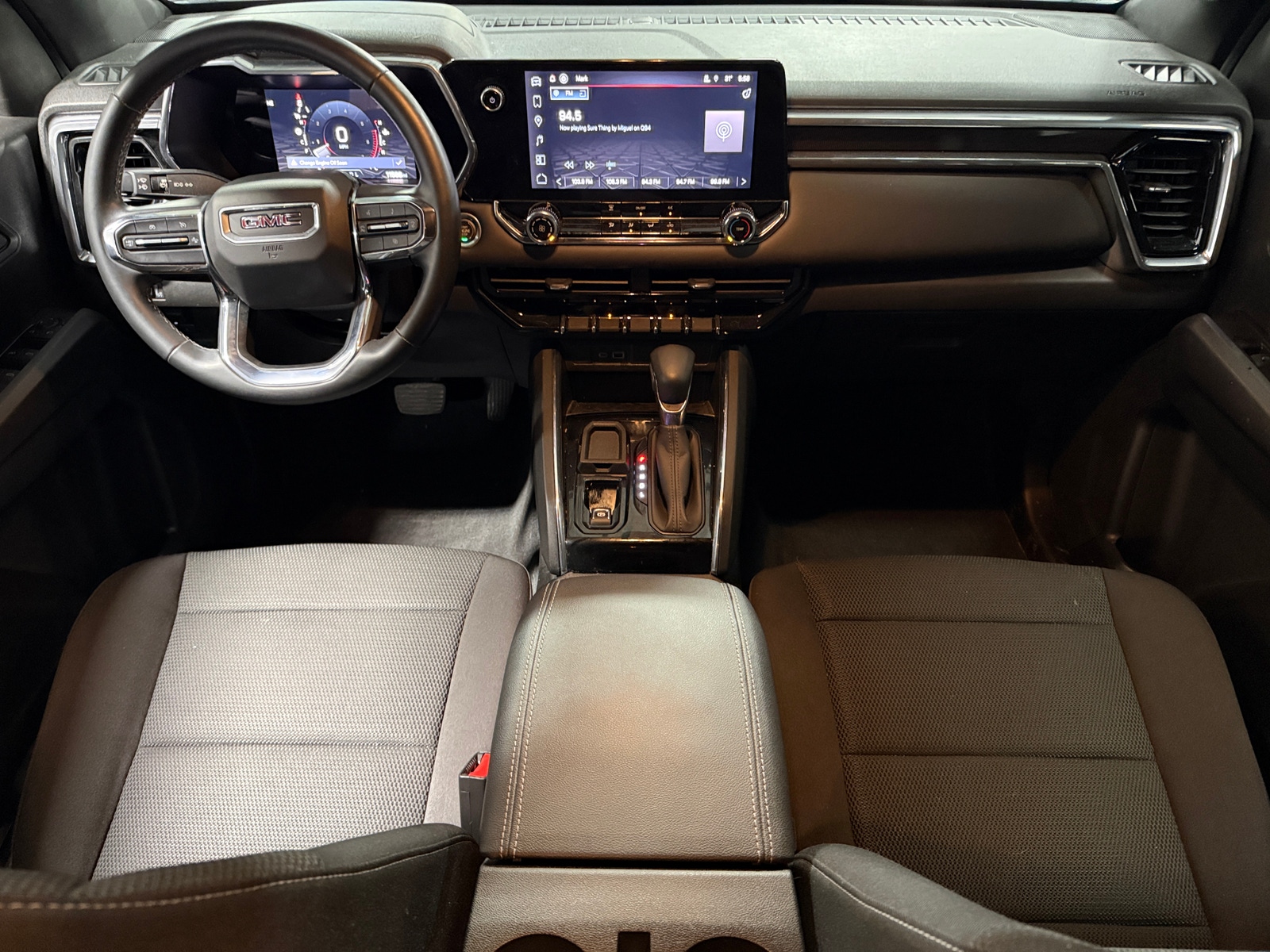 Thumbnail: 2023 GMC Canyon - 3