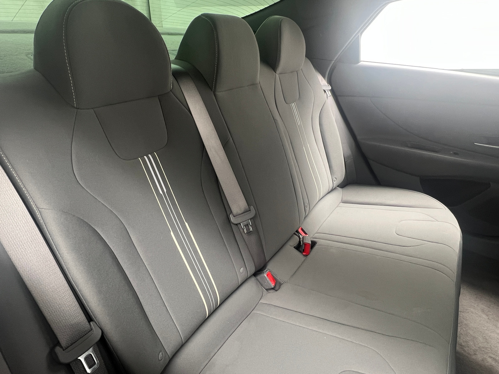 Thumbnail: 2022 Hyundai Elantra - 6