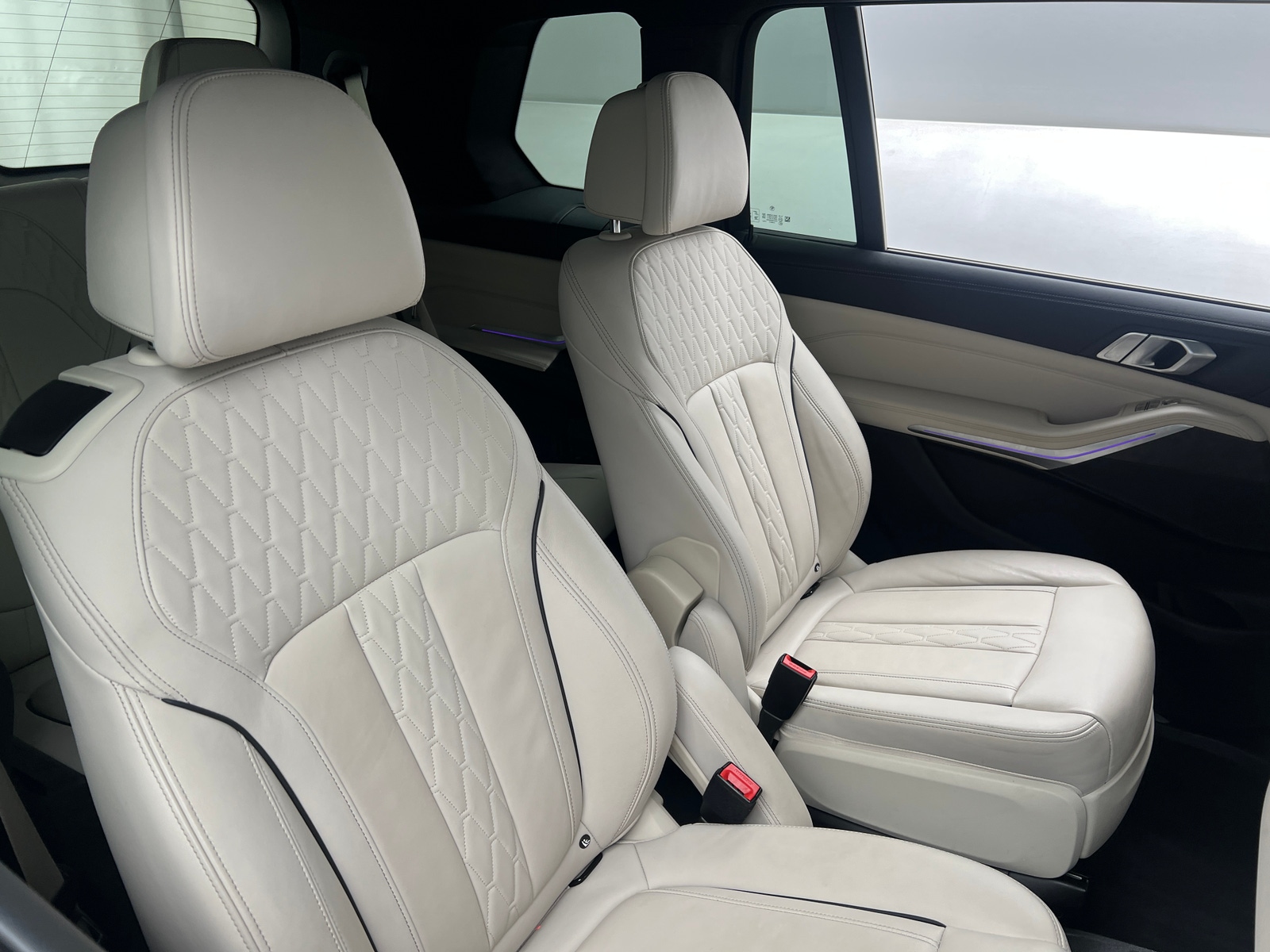 Thumbnail: 2022 BMW X7 - 5