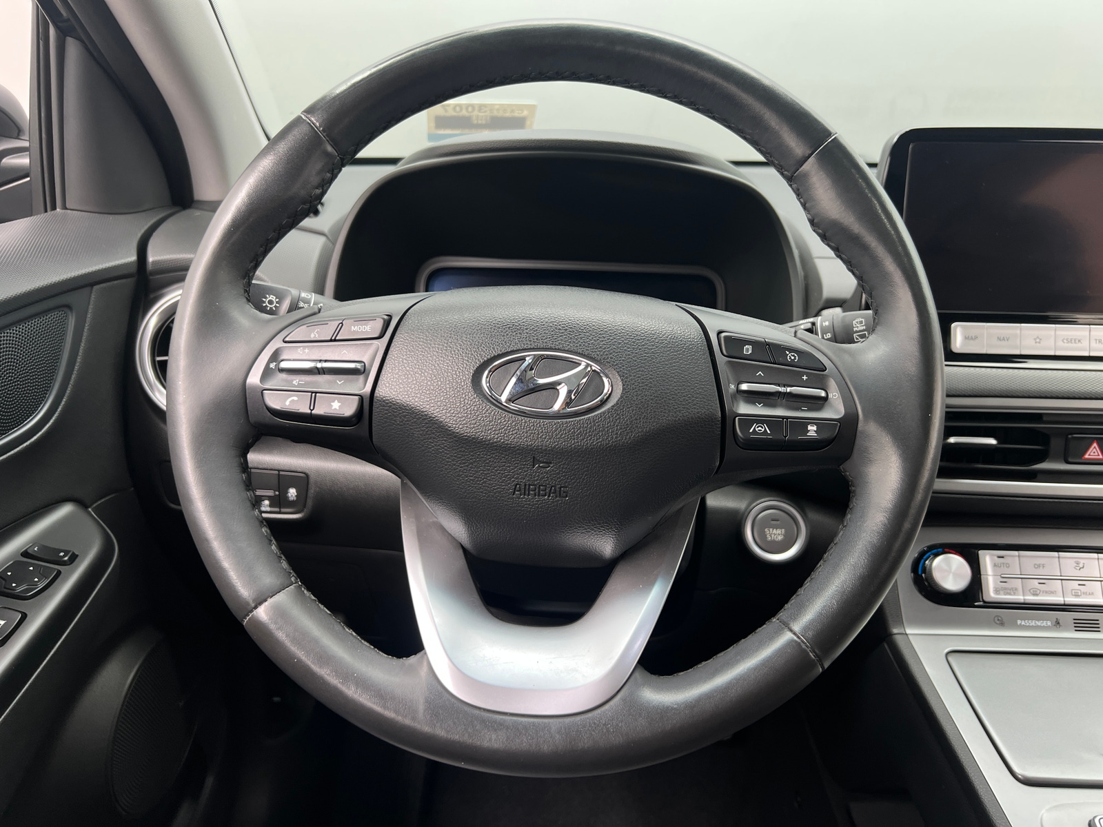 Thumbnail: 2023 Hyundai Kona - 4