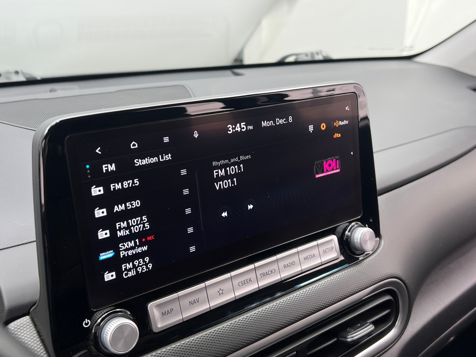 Thumbnail: 2023 Hyundai Kona - 3