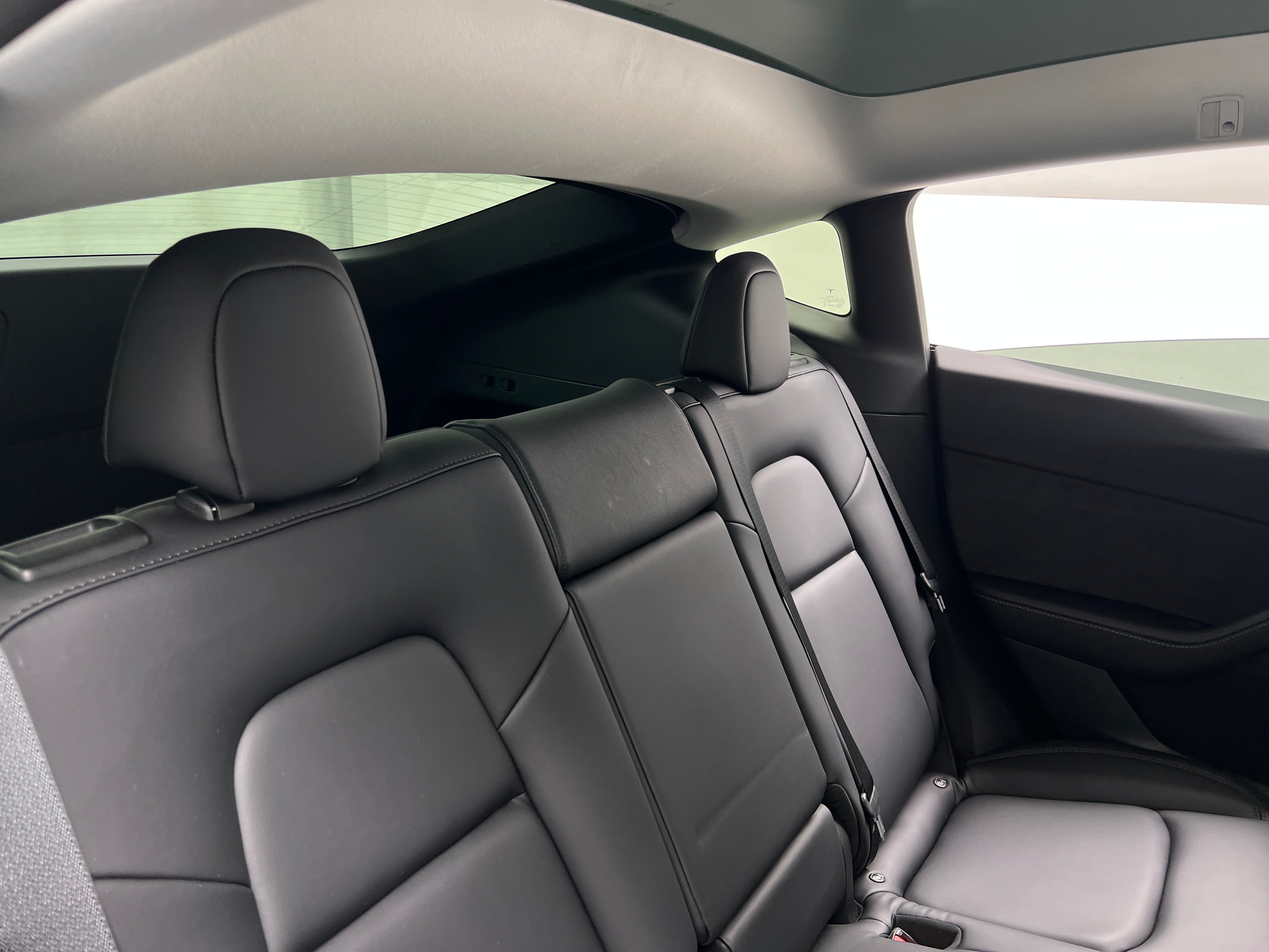 Used 2022 Tesla Model Y Performance with VIN 7SAYGDEF0NF337783 for sale in Oak Creek, WI