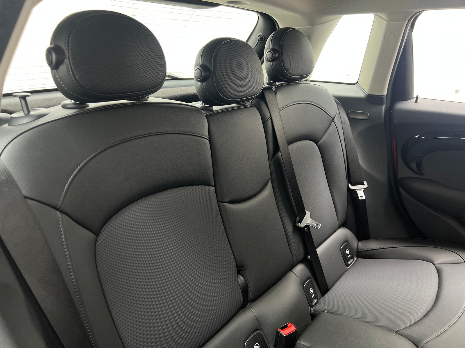 Thumbnail: 2021 MINI Cooper Hardtop - 5