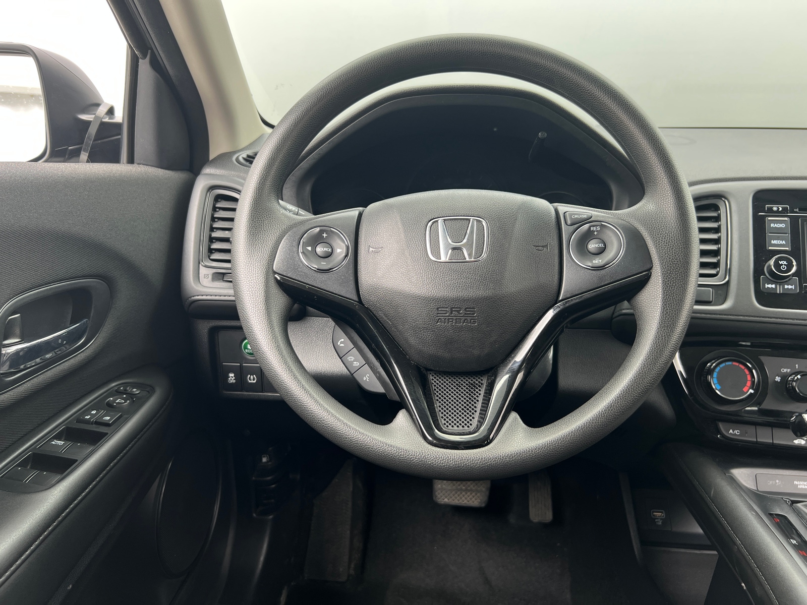 Thumbnail: 2022 Honda HR-V - 5