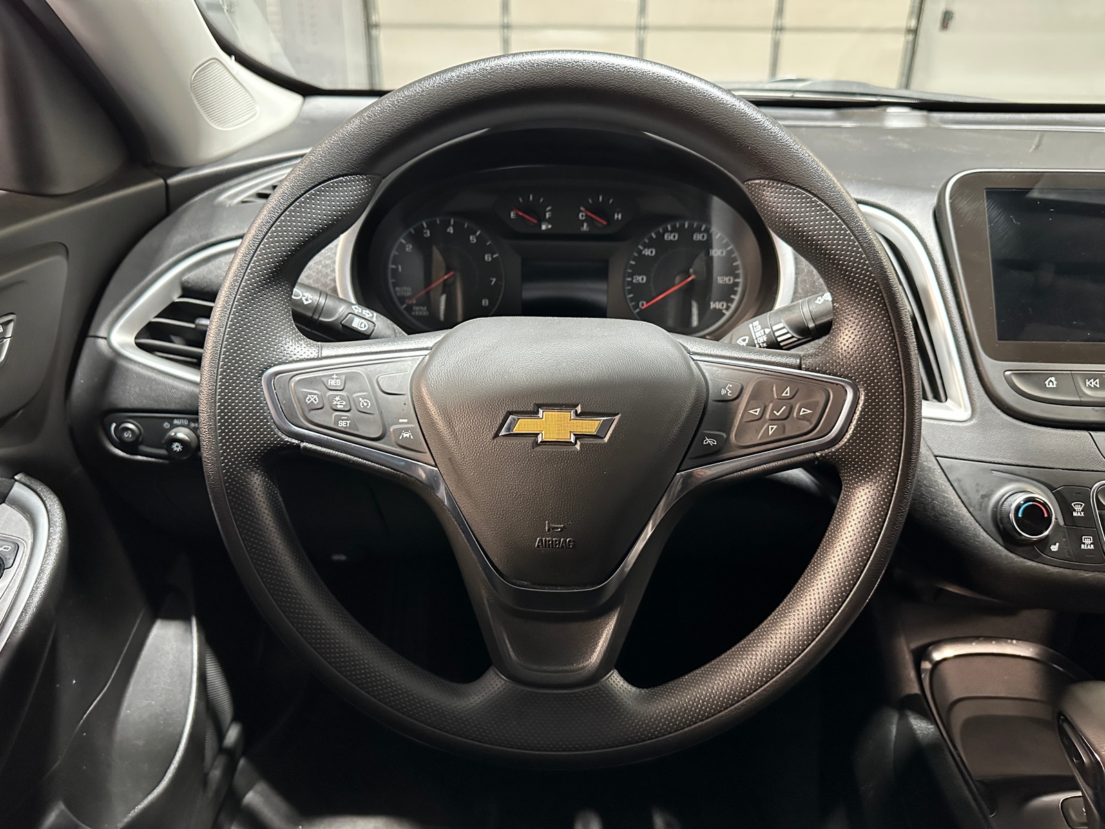 Thumbnail: 2024 Chevrolet Malibu - 5