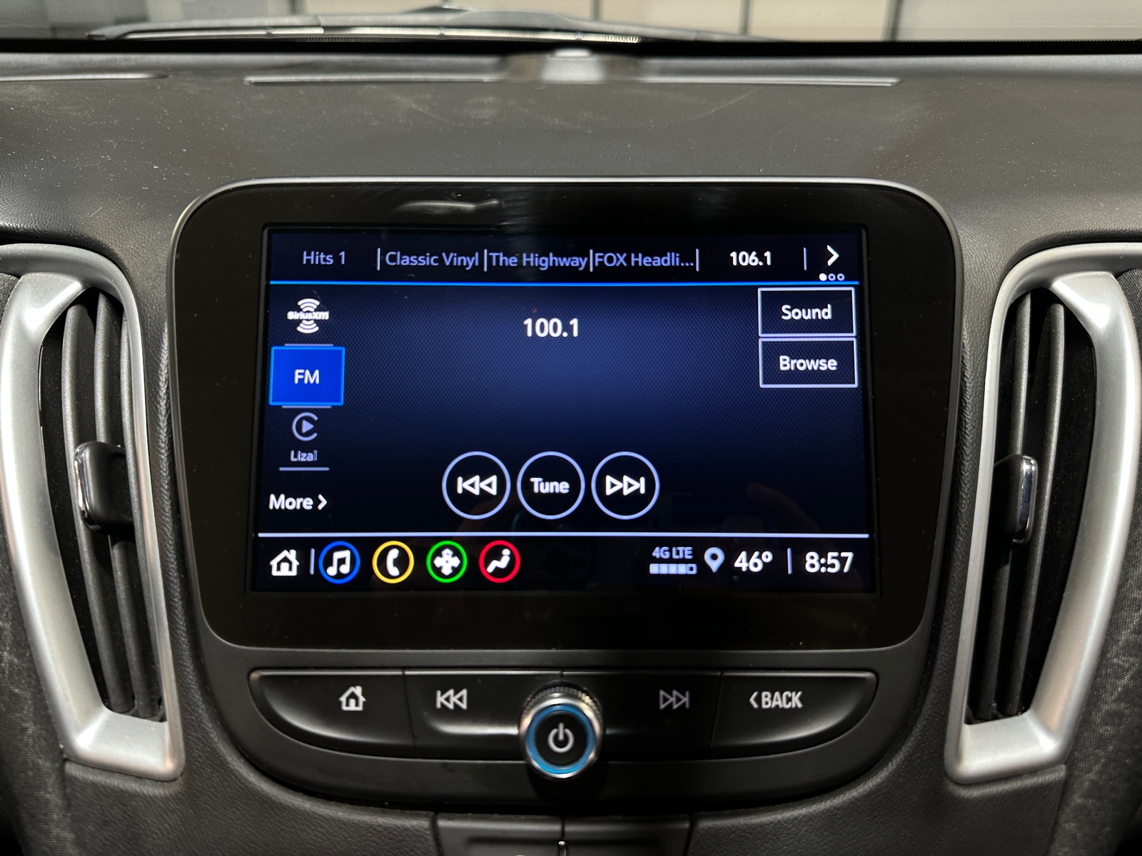 Thumbnail: 2024 Chevrolet Malibu - 4