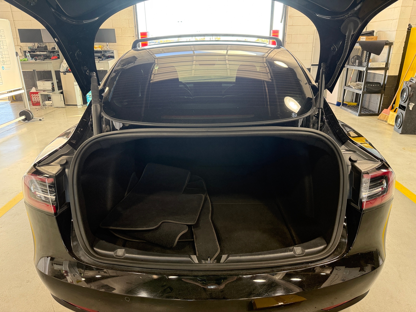 Thumbnail: 2022 Tesla Model 3 - 6