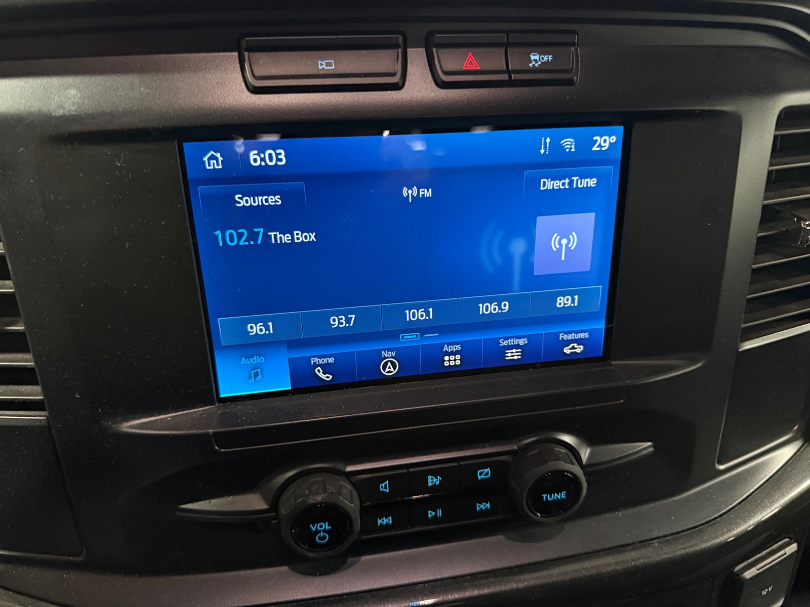 Thumbnail: 2022 Ford Econoline - 4