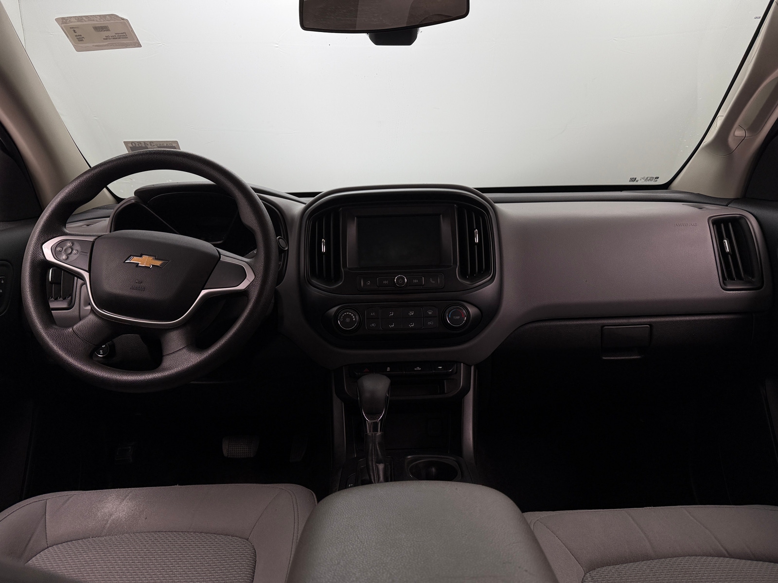 Thumbnail: 2022 Chevrolet Colorado - 3