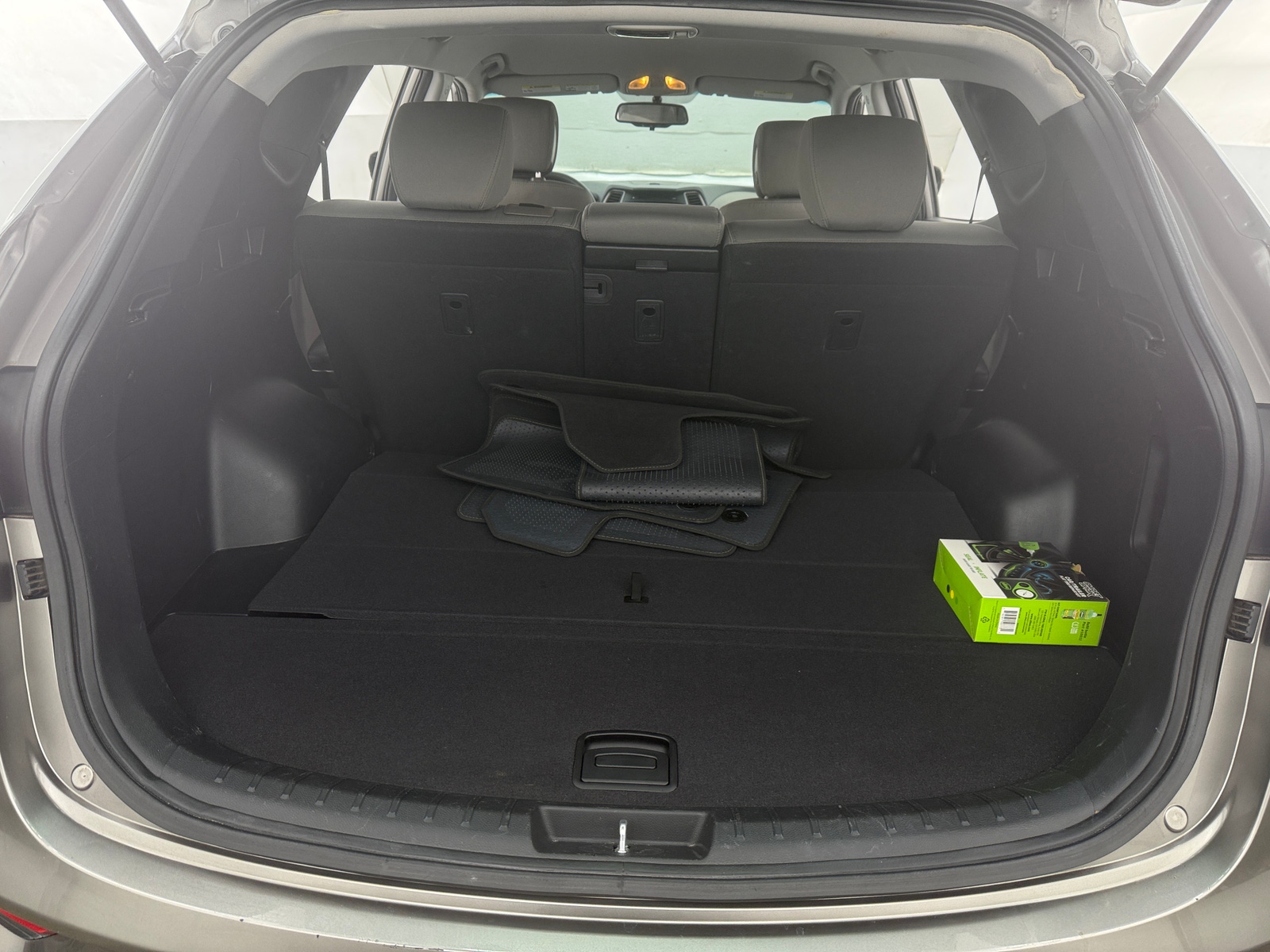 Thumbnail: 2018 Hyundai Santa Fe - 7