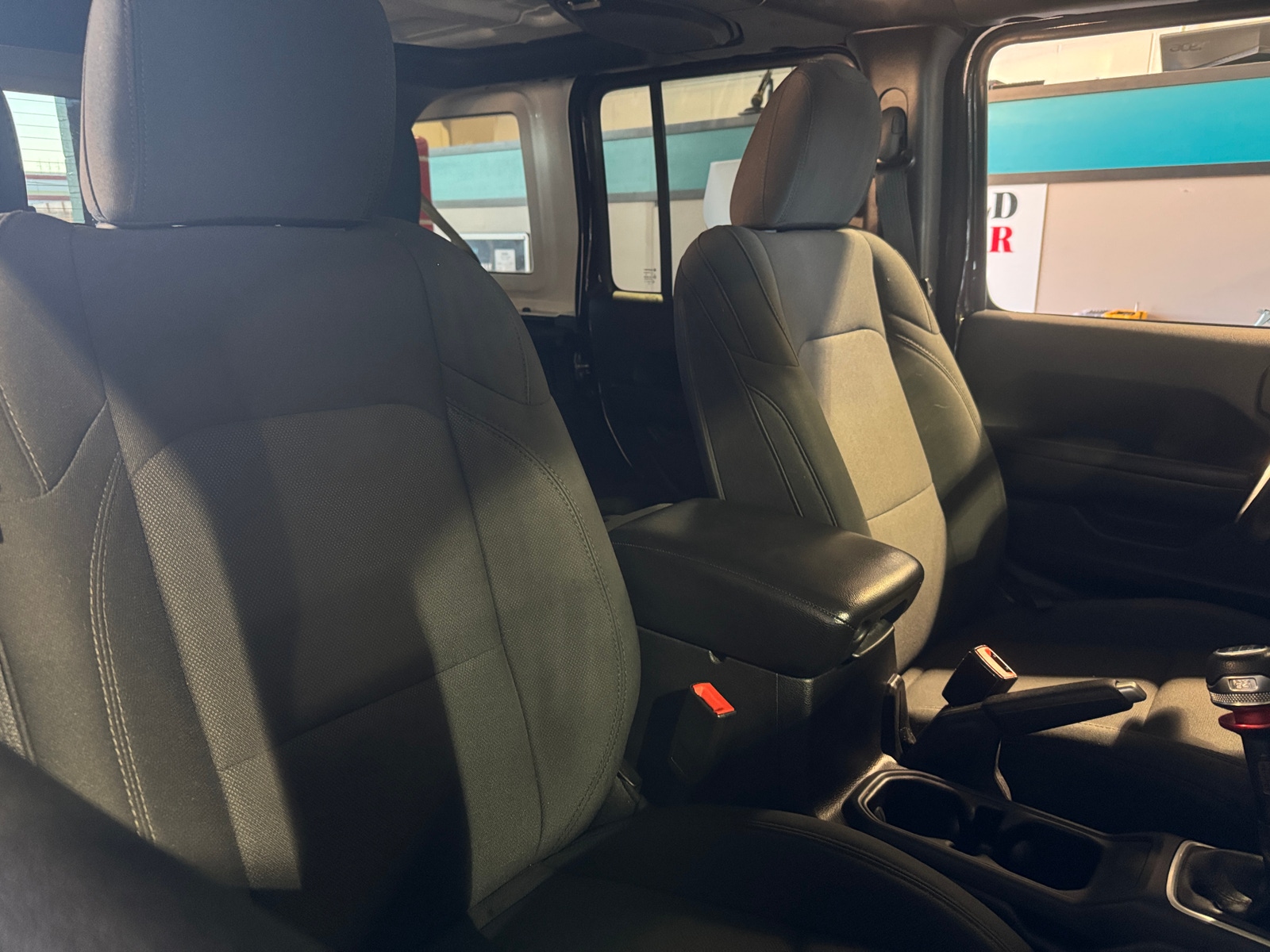 Thumbnail: 2019 Jeep Wrangler - 2